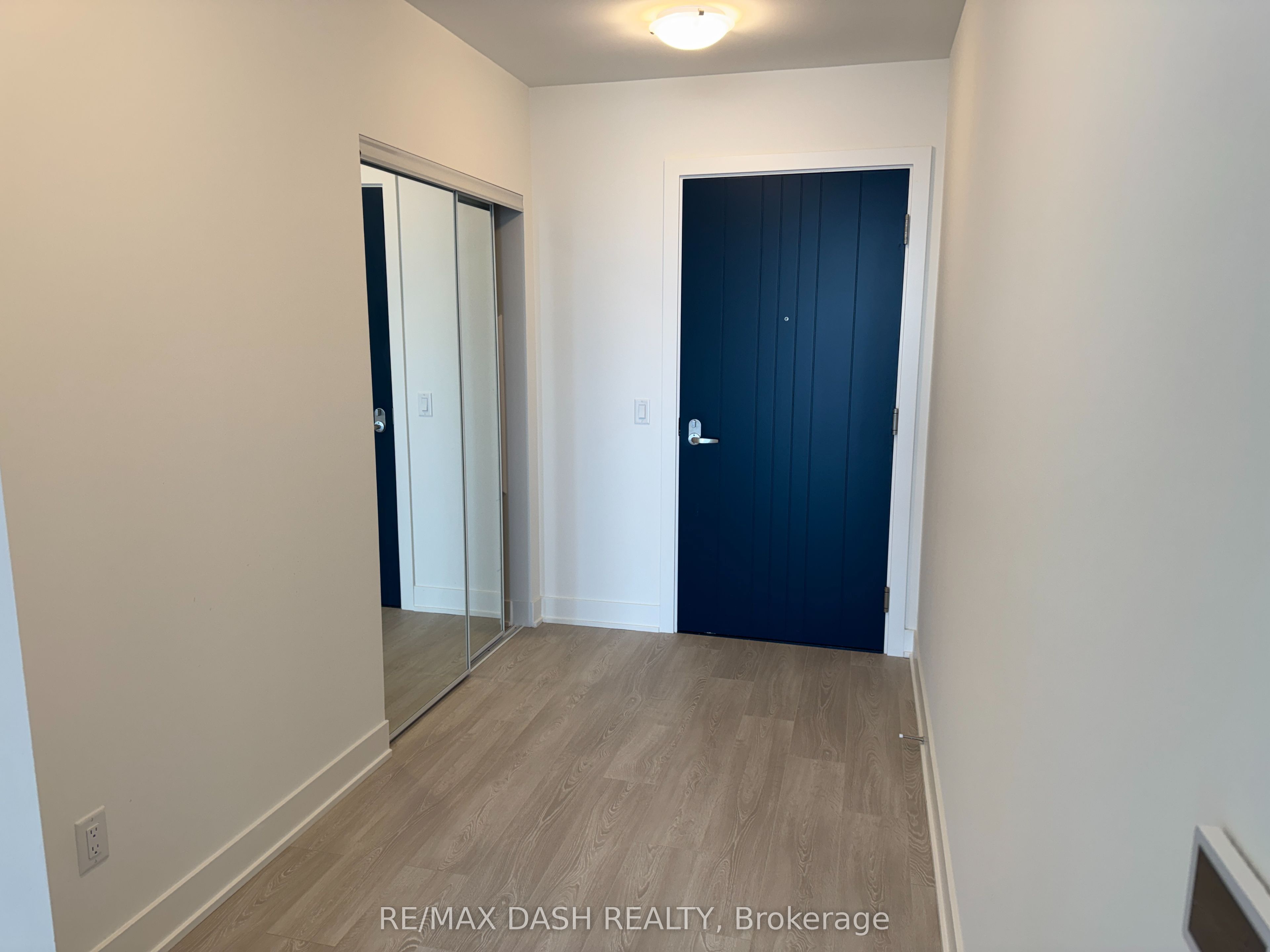 2545 Simcoe Street N 642 Property Photo 10