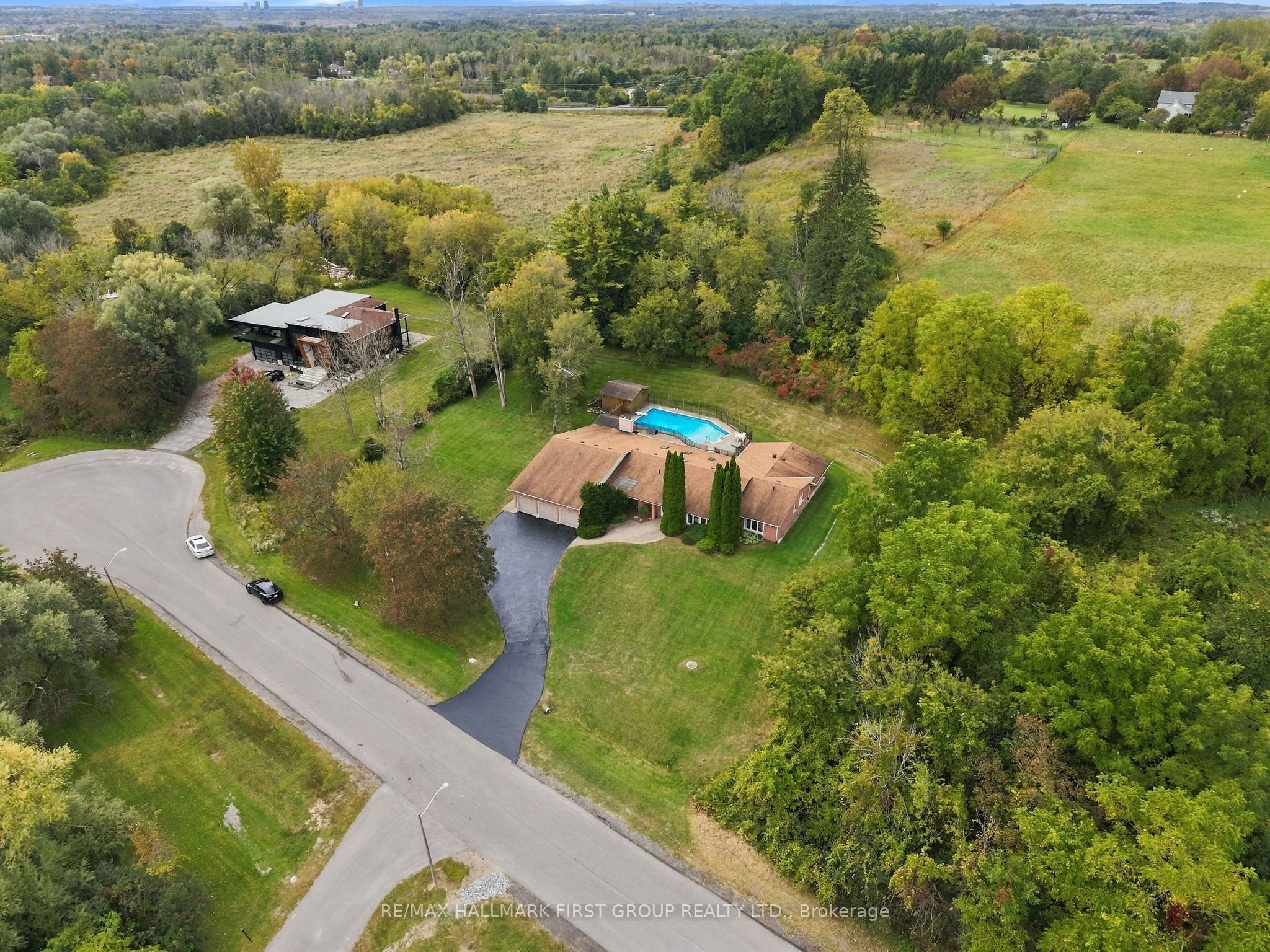 4 Mcnamara Court Property Photo 1
