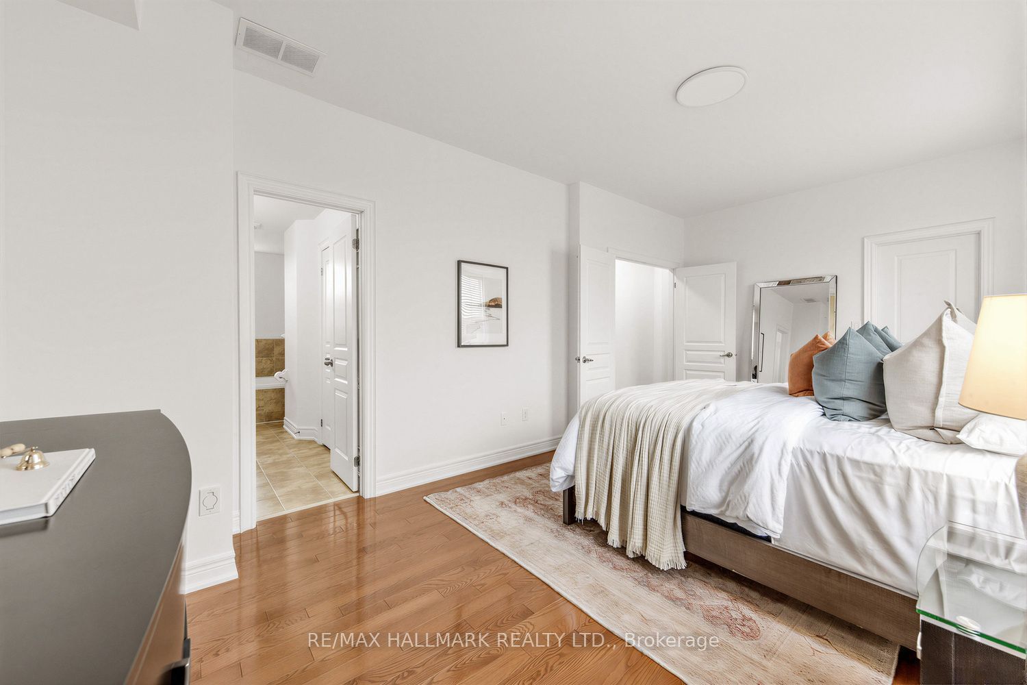 34 Fairhead Mews Property Photo 27