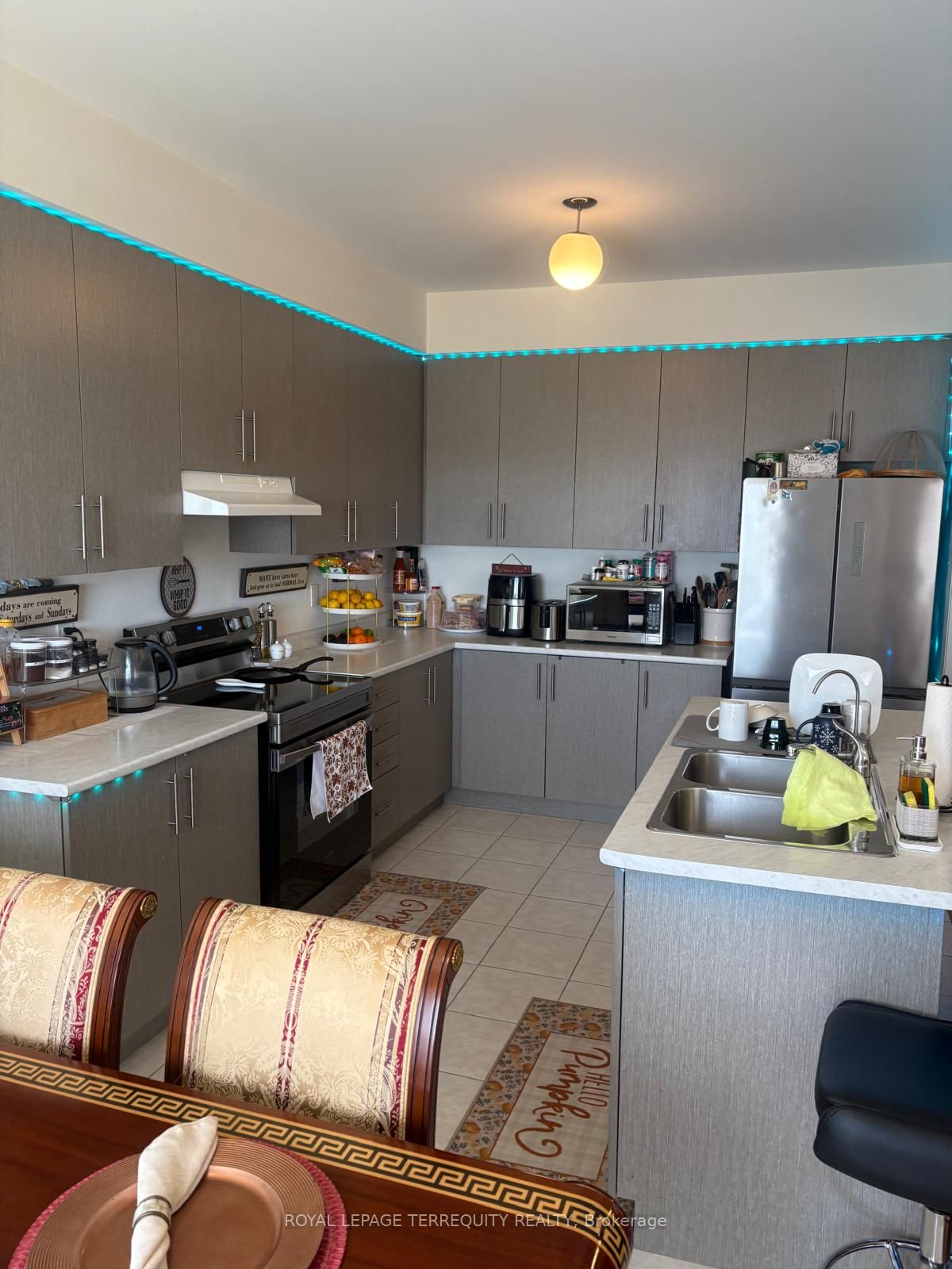 1101 Skyridge Boulevard Property Photo 5