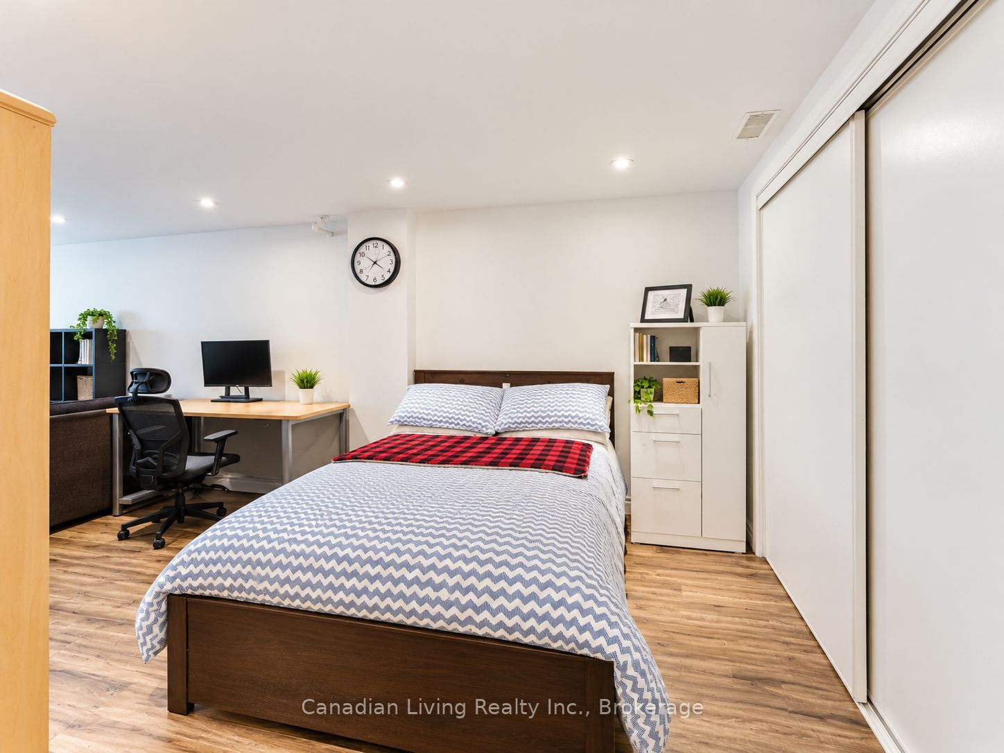 60 Scotney Grove Property Photo 16