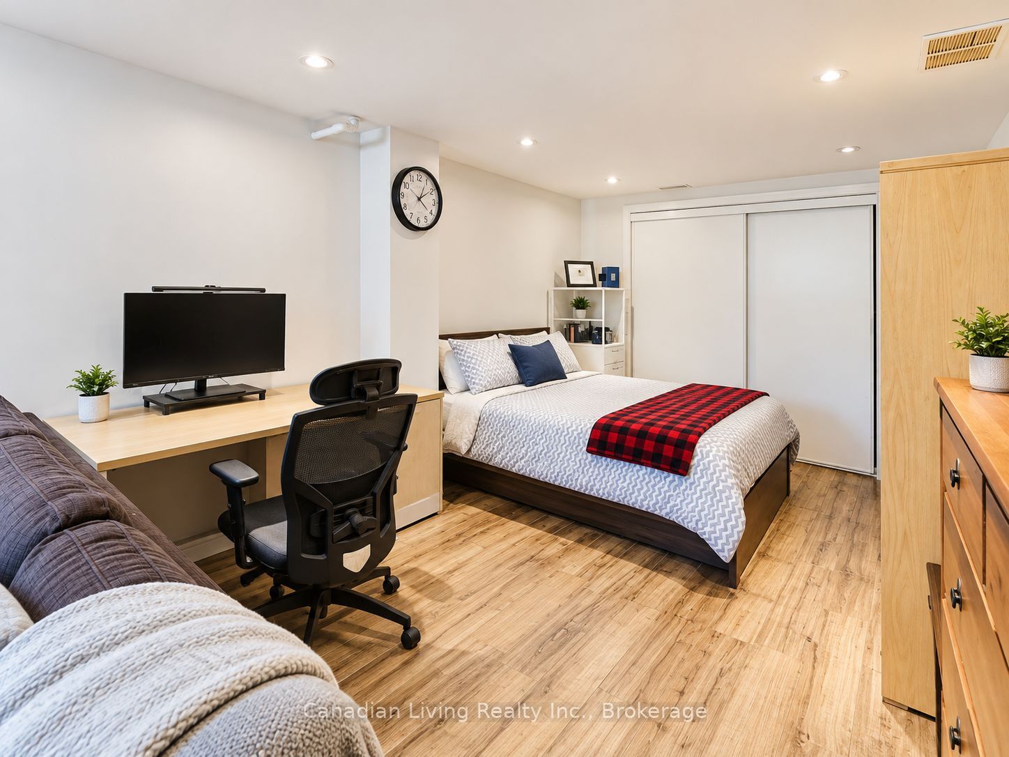 60 Scotney Grove Property Photo 17