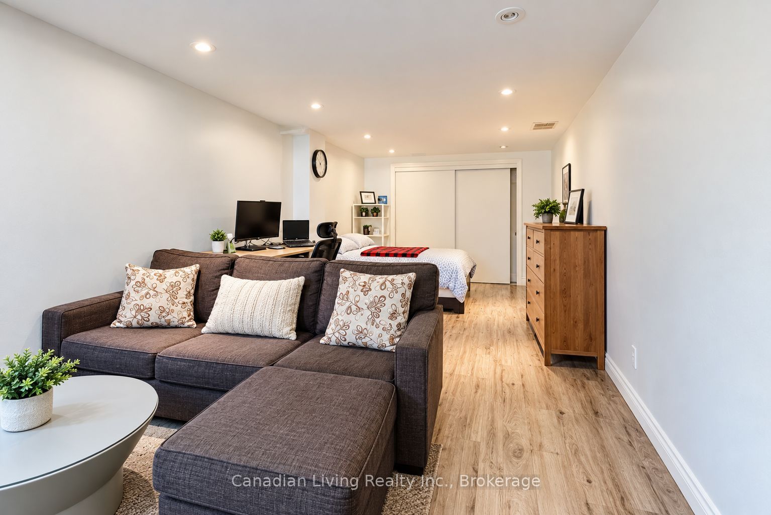60 Scotney Grove Property Photo 32