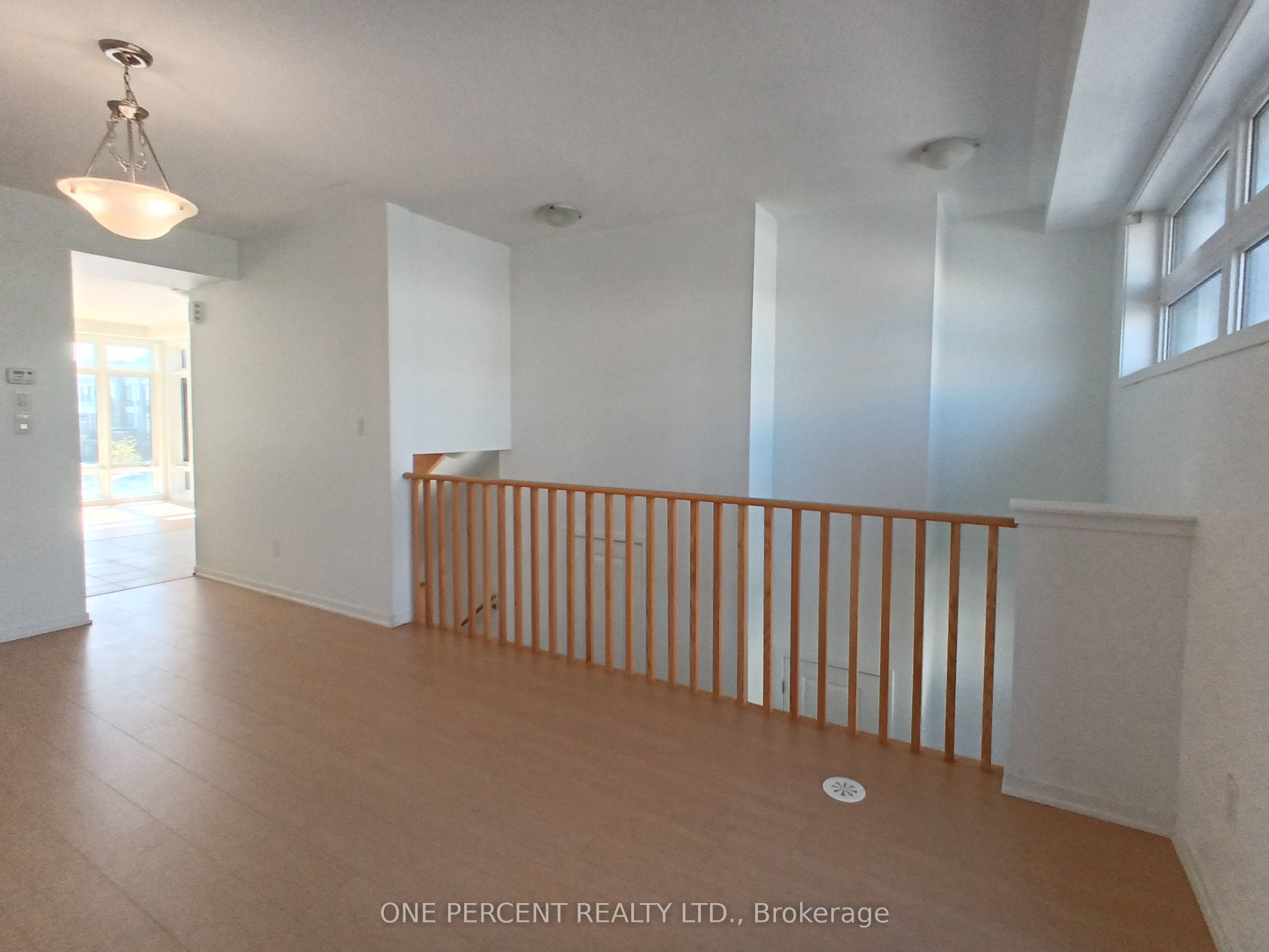 743 Stanstead Path Property Photo 12