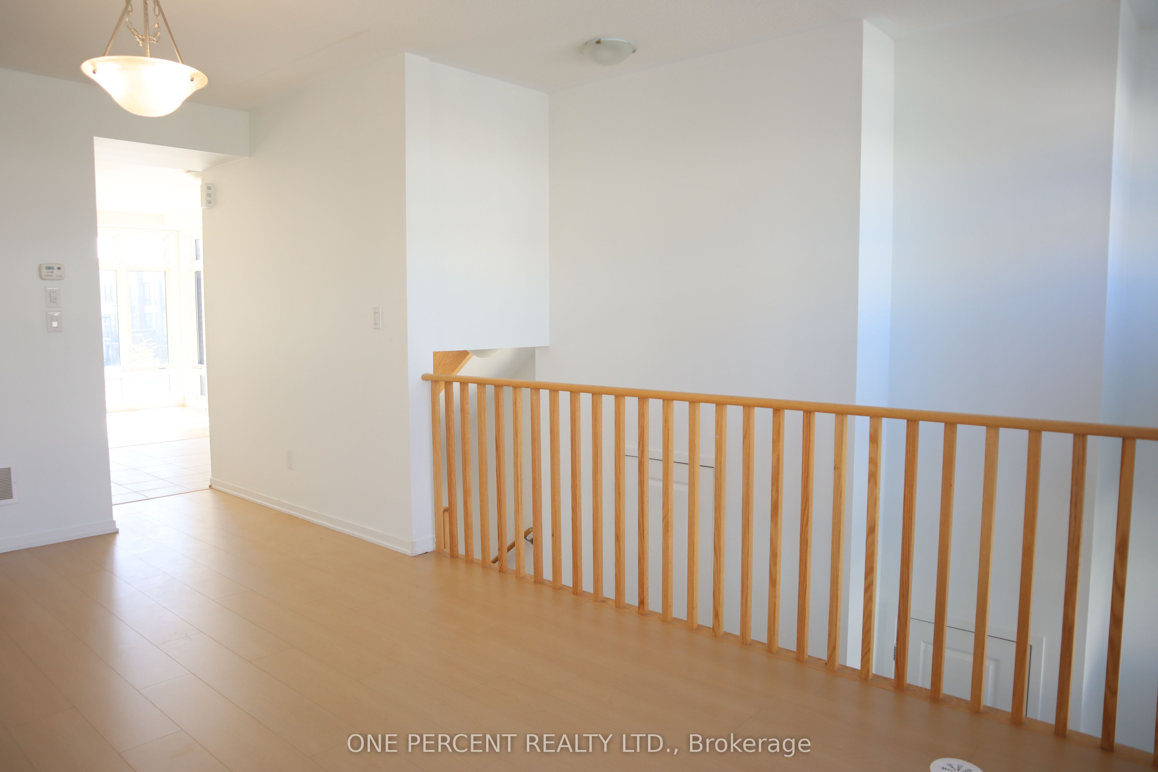 743 Stanstead Path Property Photo 14