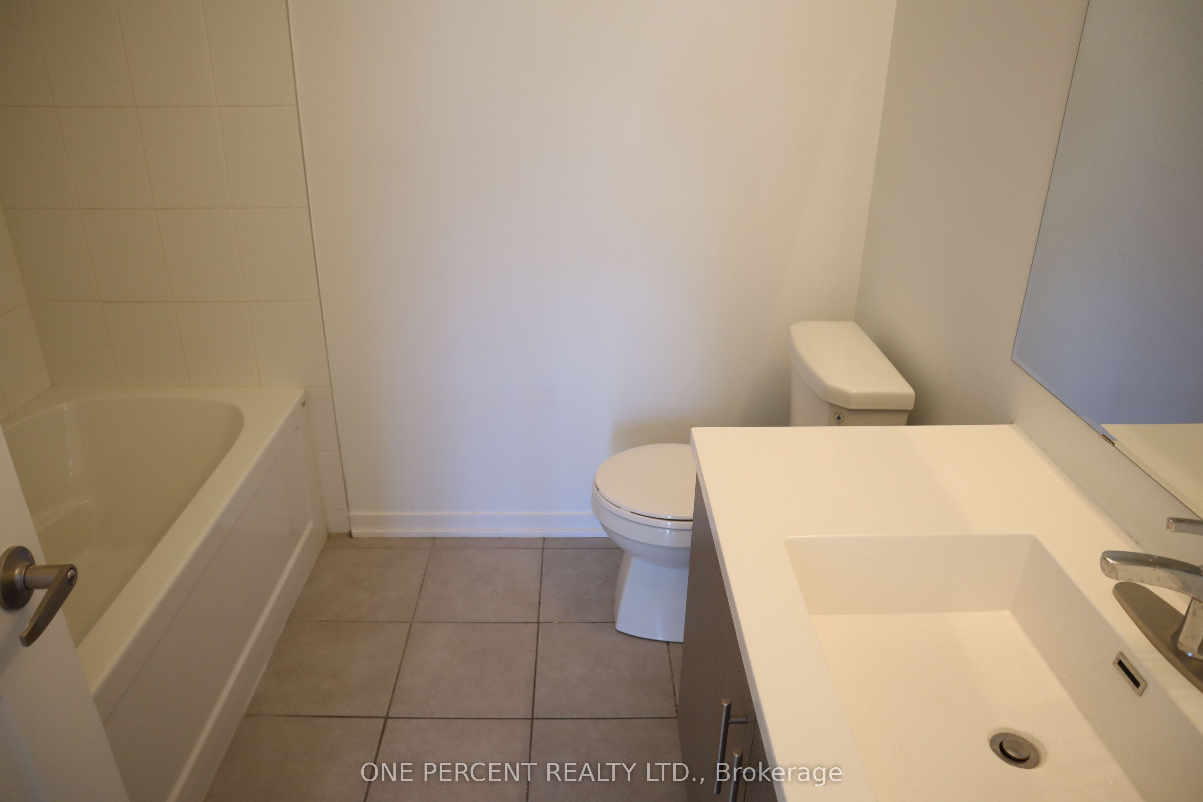 743 Stanstead Path Property Photo 31