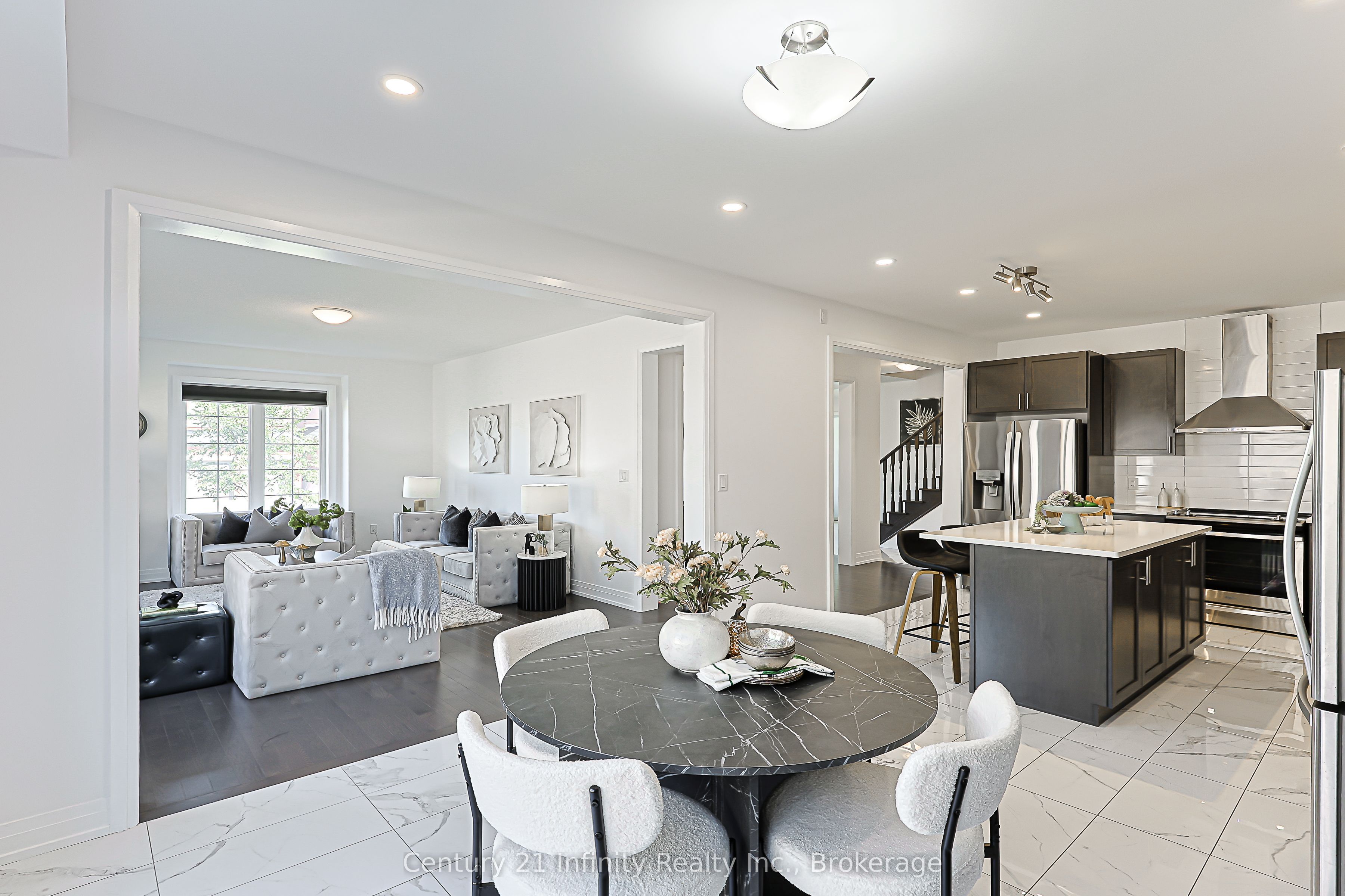 2 Gillivary Drive Property Photo 17