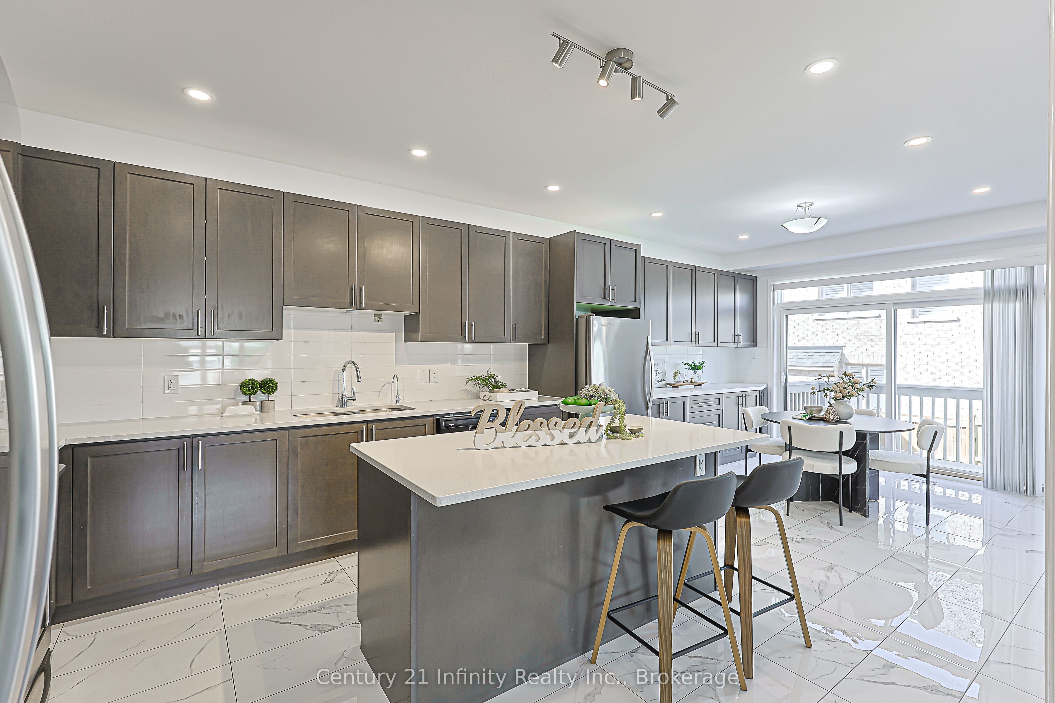 2 Gillivary Drive Property Photo 19
