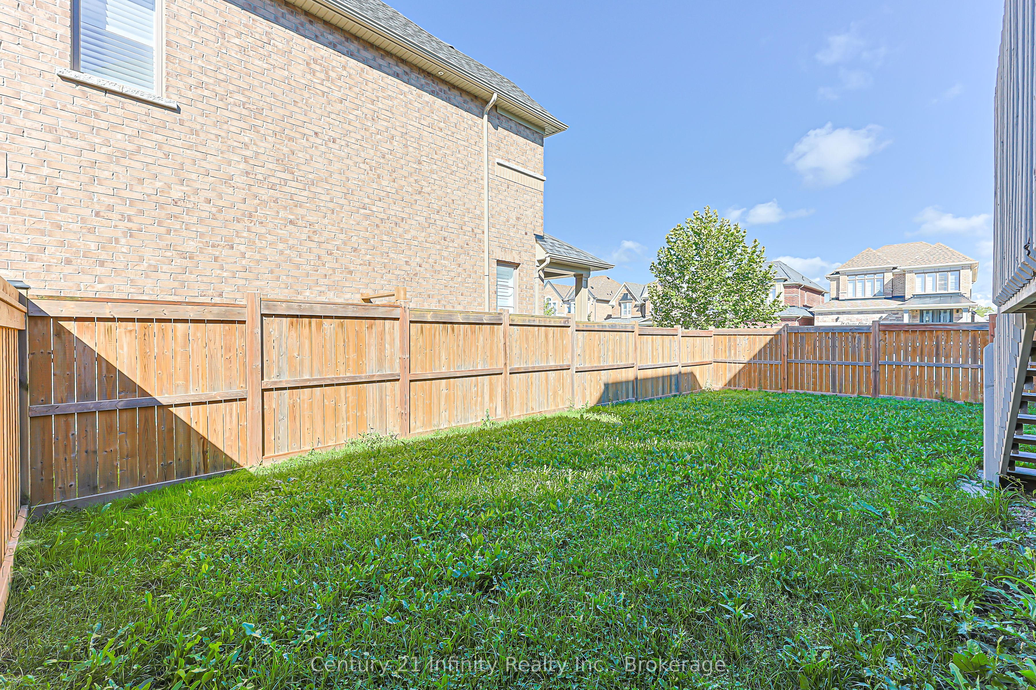 2 Gillivary Drive Property Photo 43