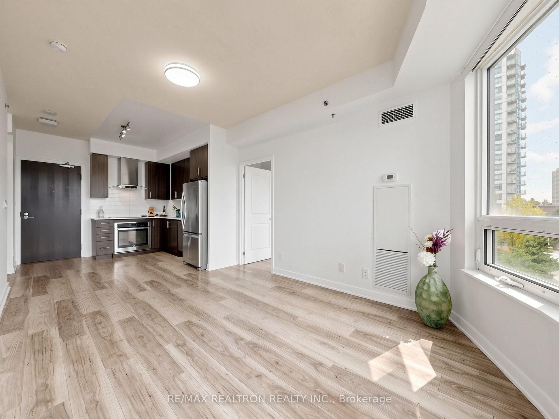 195 Bonis Avenue 304 Property Photo 16