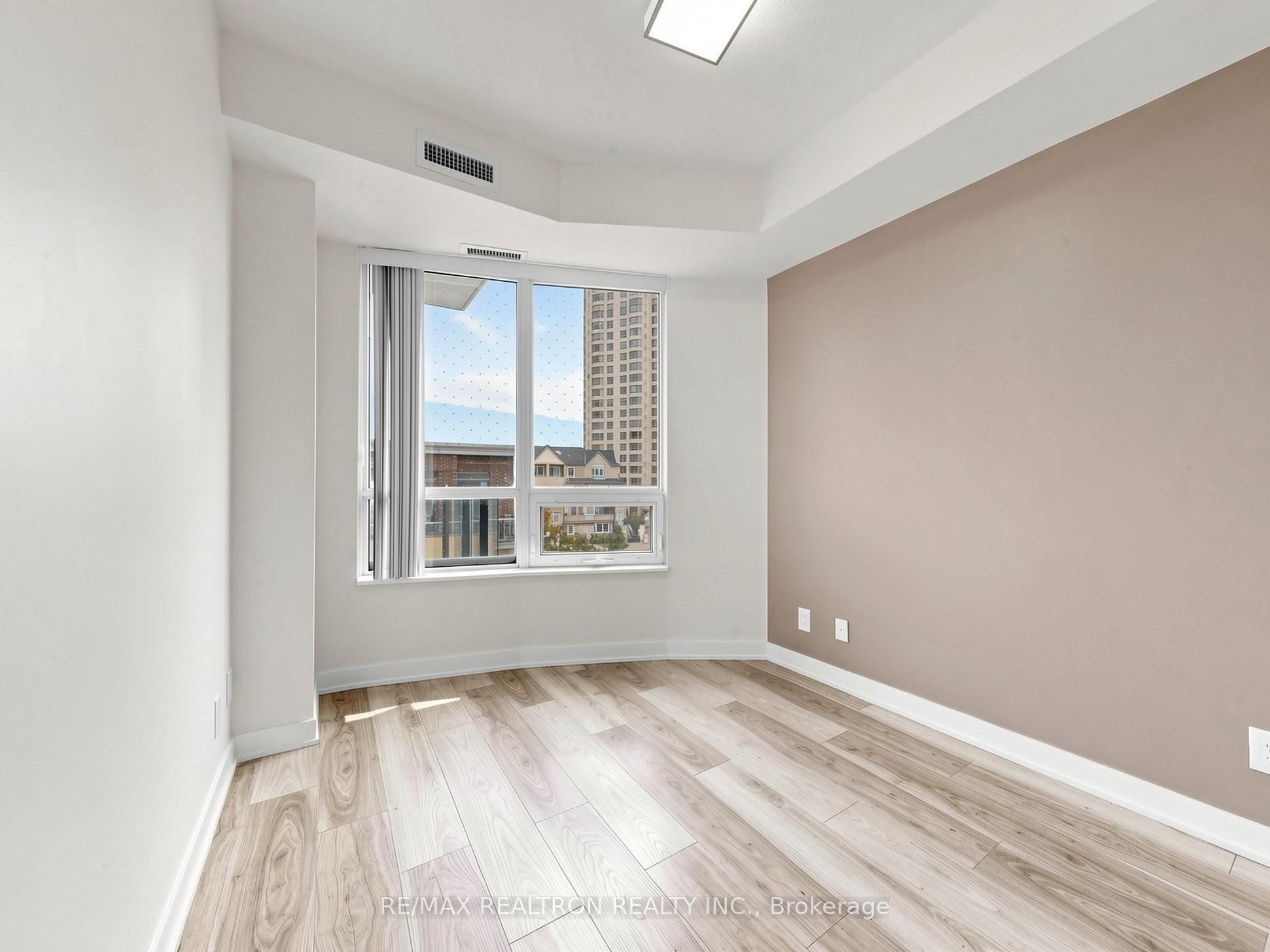 195 Bonis Avenue 304 Property Photo 26