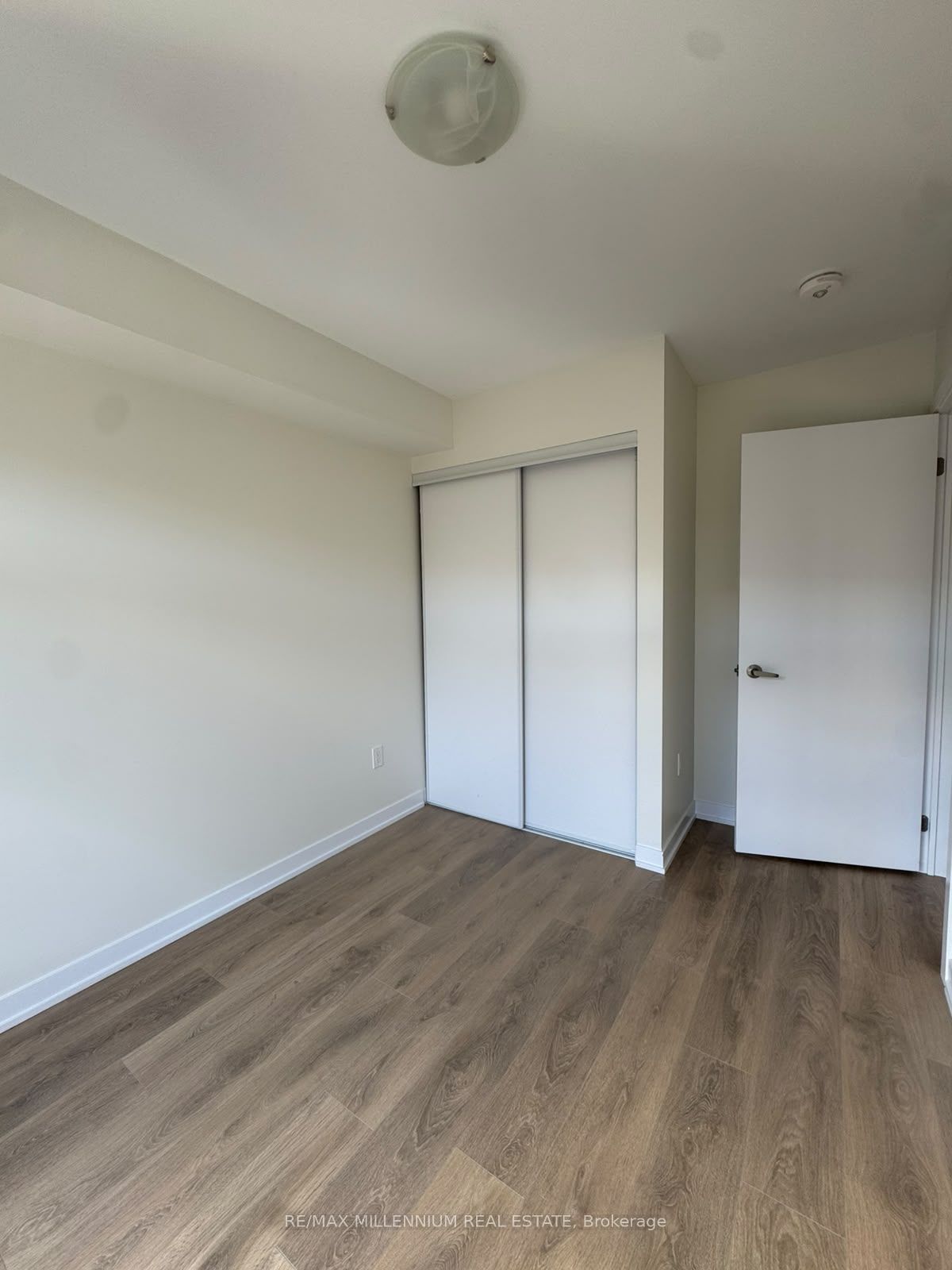 1865 Pickering Parkway 1106 Property Photo 15