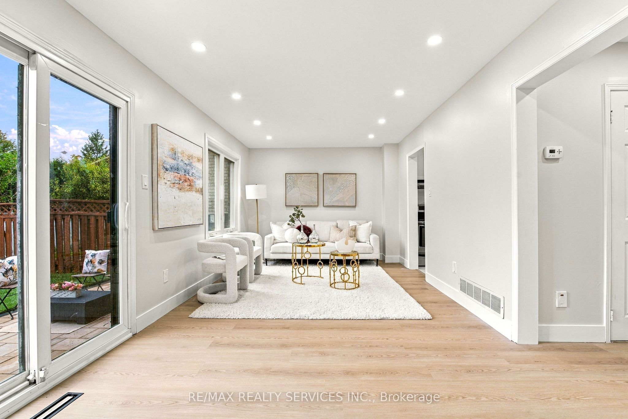 6 Scarbell Drive Property Photo 11