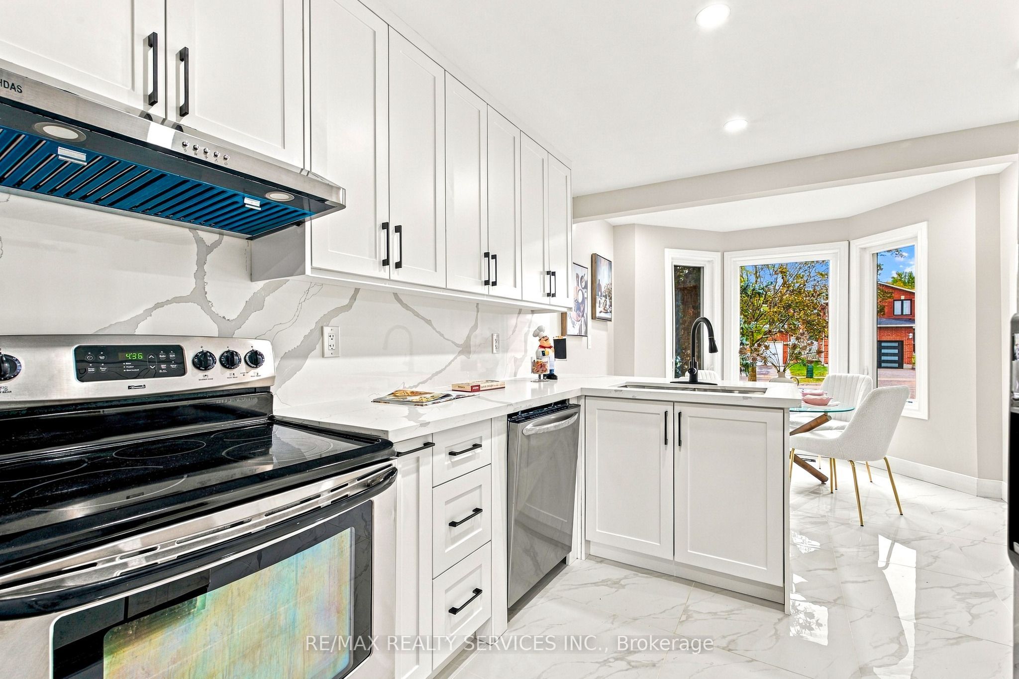 6 Scarbell Drive Property Photo 19