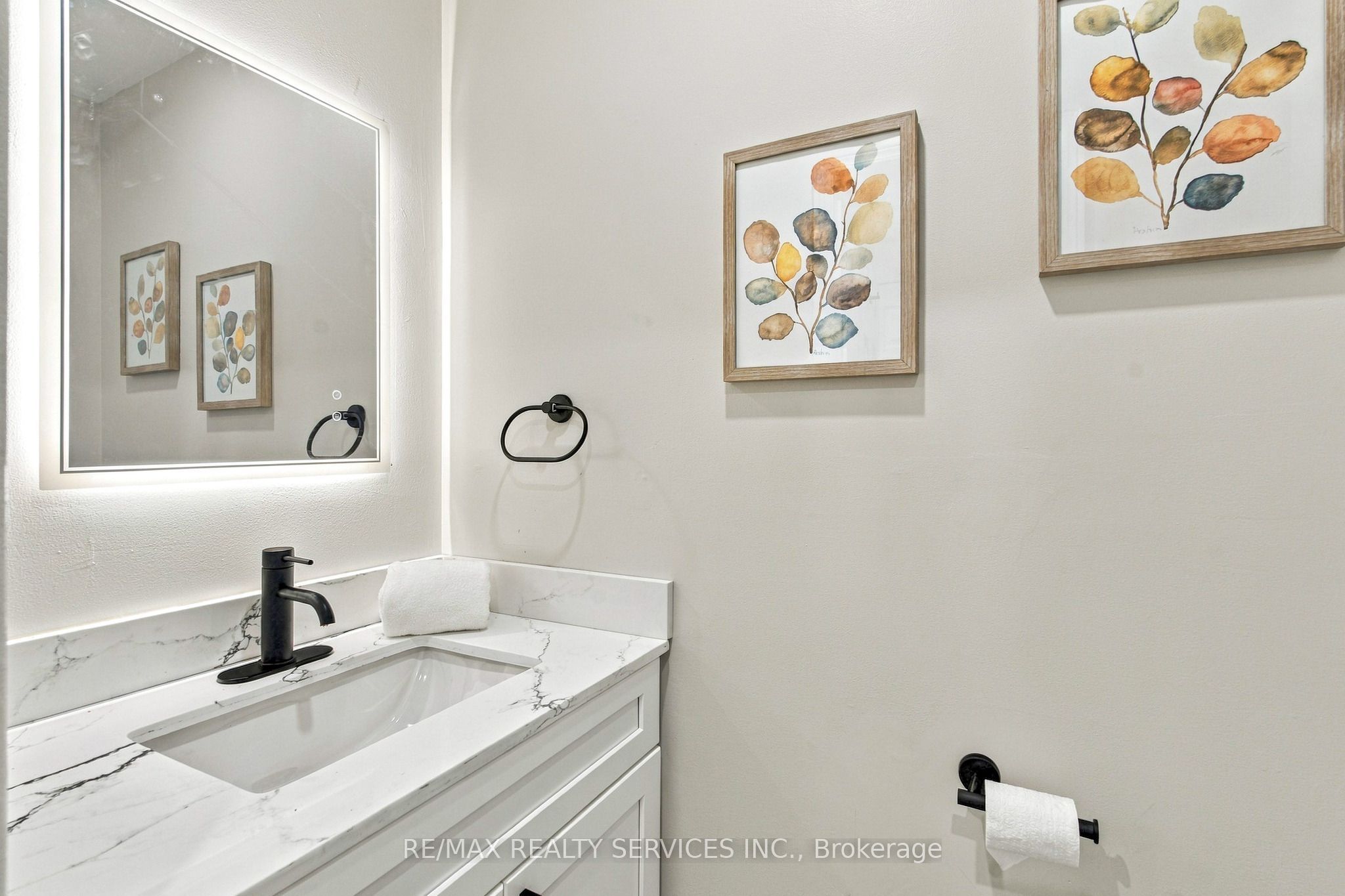 6 Scarbell Drive Property Photo 21