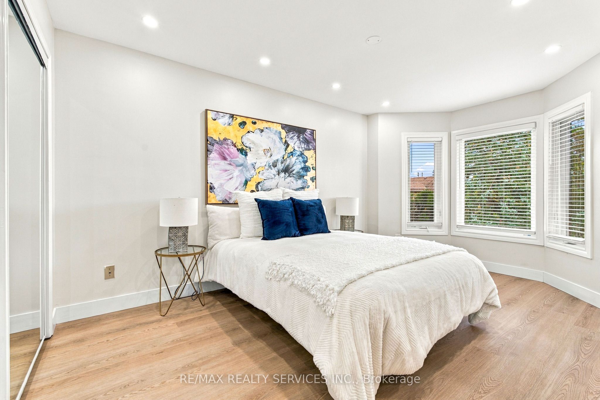 6 Scarbell Drive Property Photo 23
