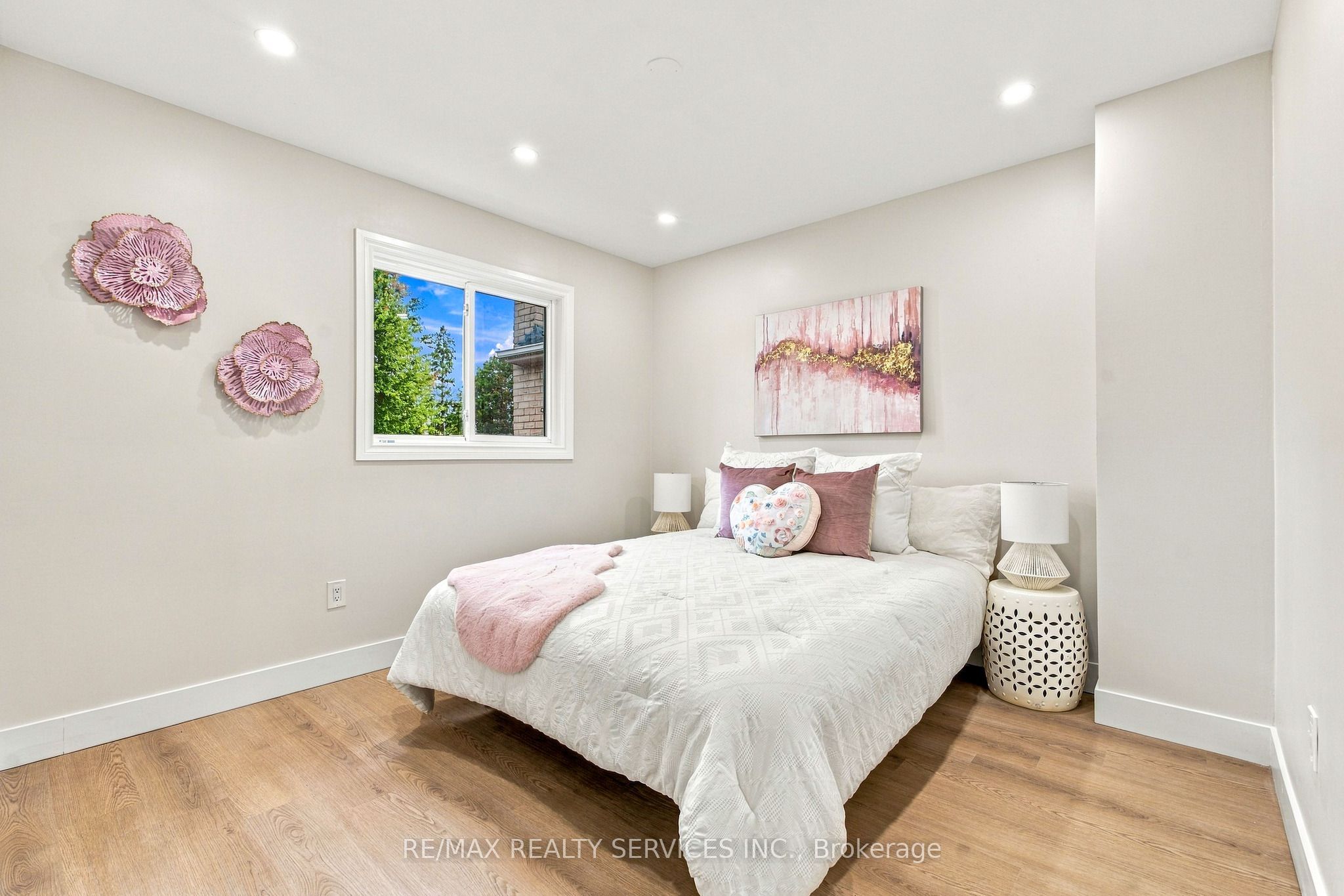 6 Scarbell Drive Property Photo 26