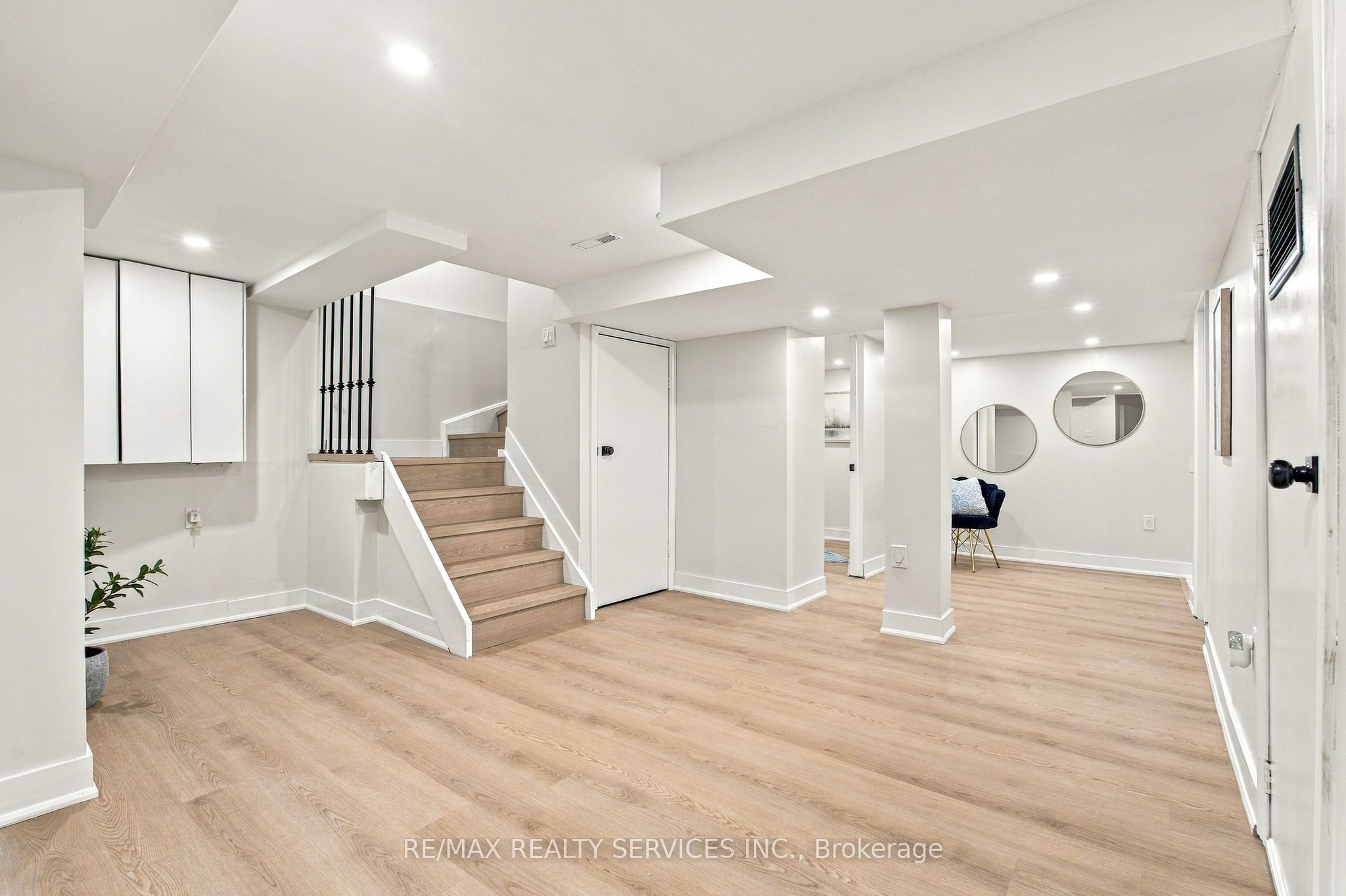 6 Scarbell Drive Property Photo 28