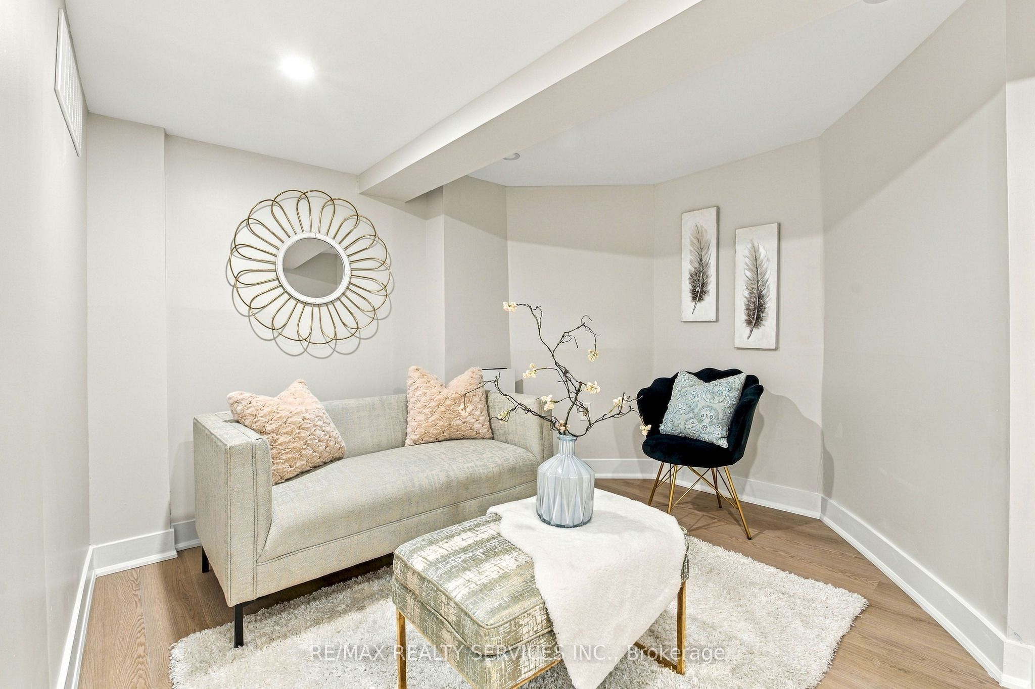 6 Scarbell Drive Property Photo 29