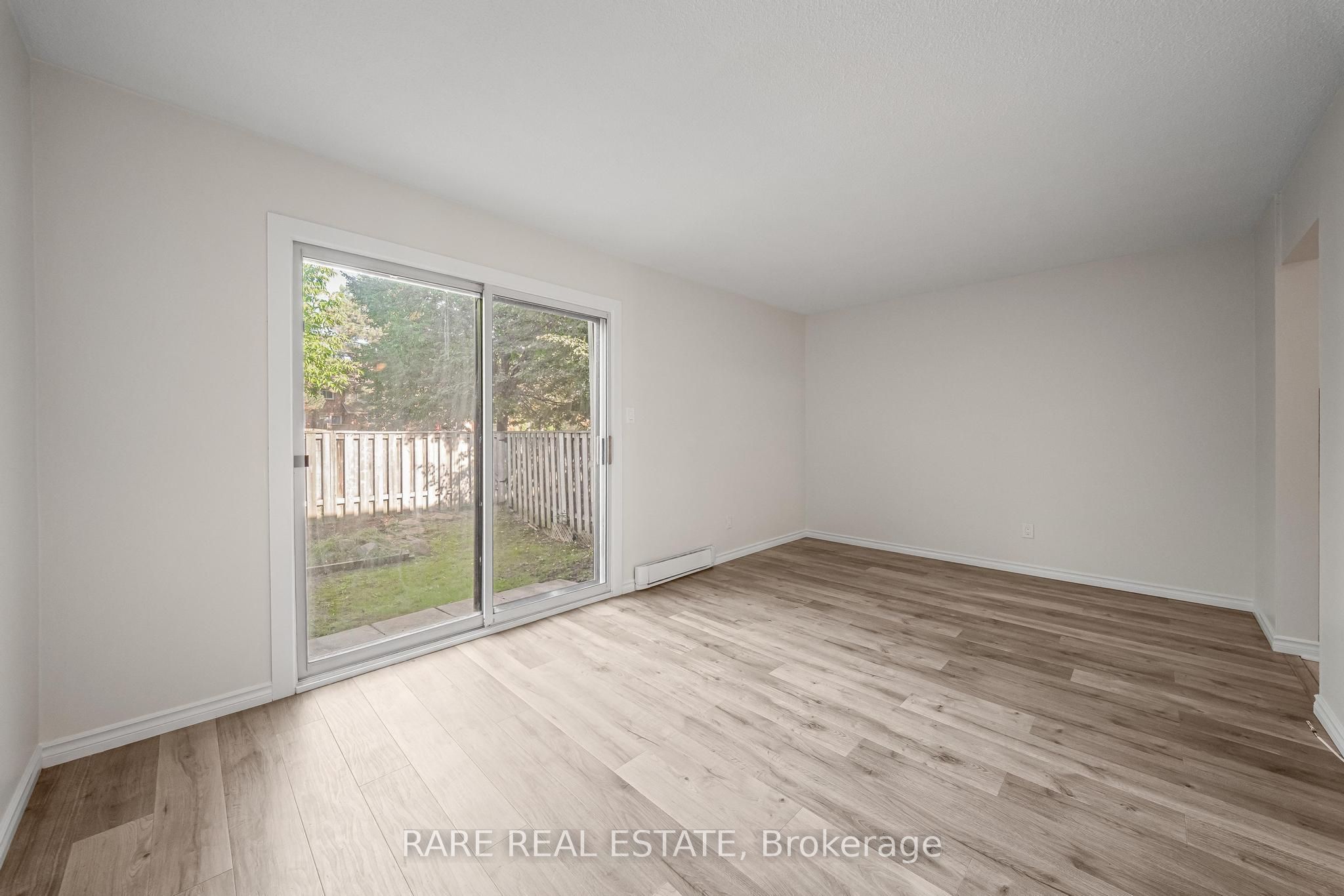 221 Ormond Drive 18 Property Photo 4