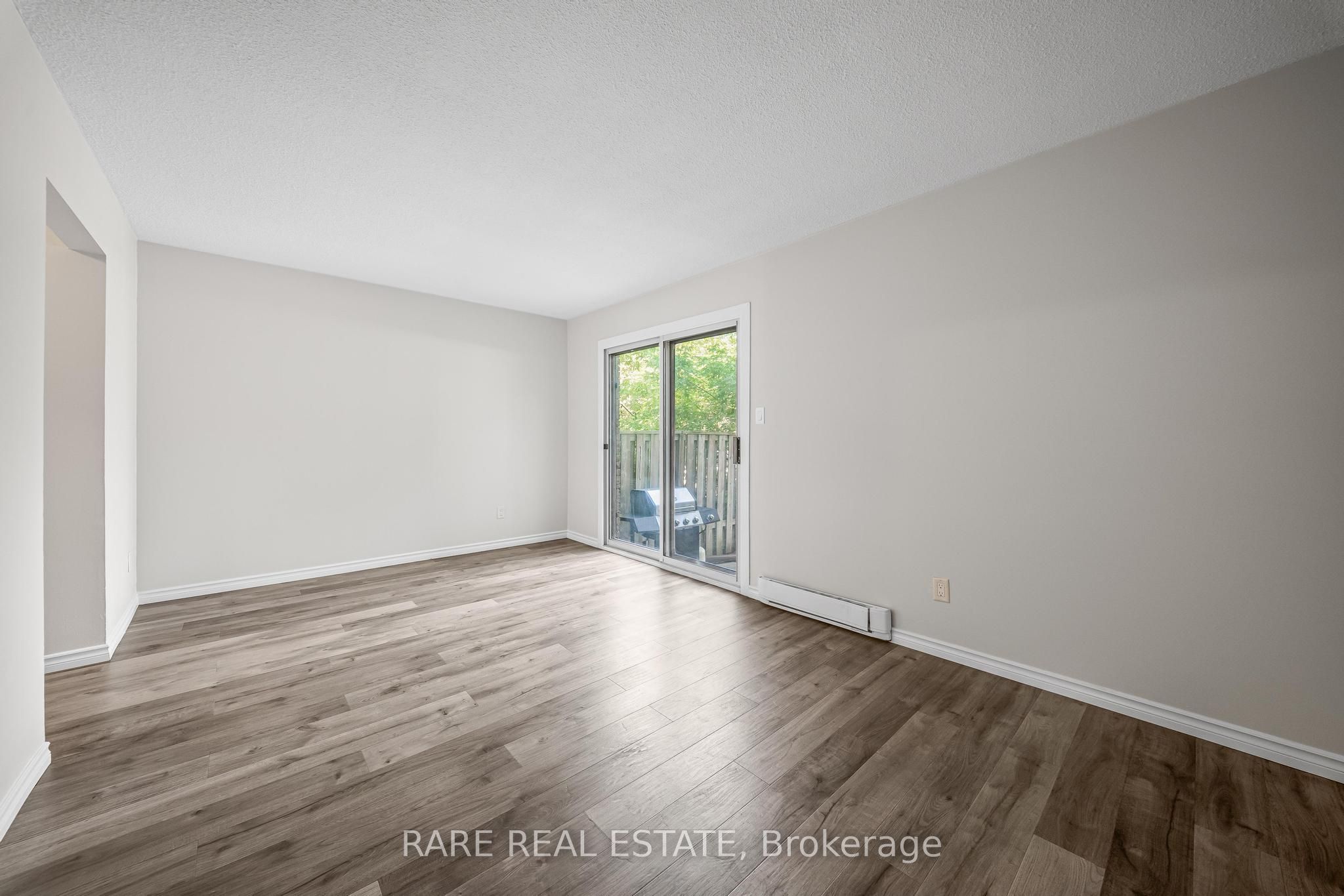 221 Ormond Drive 18 Property Photo 6