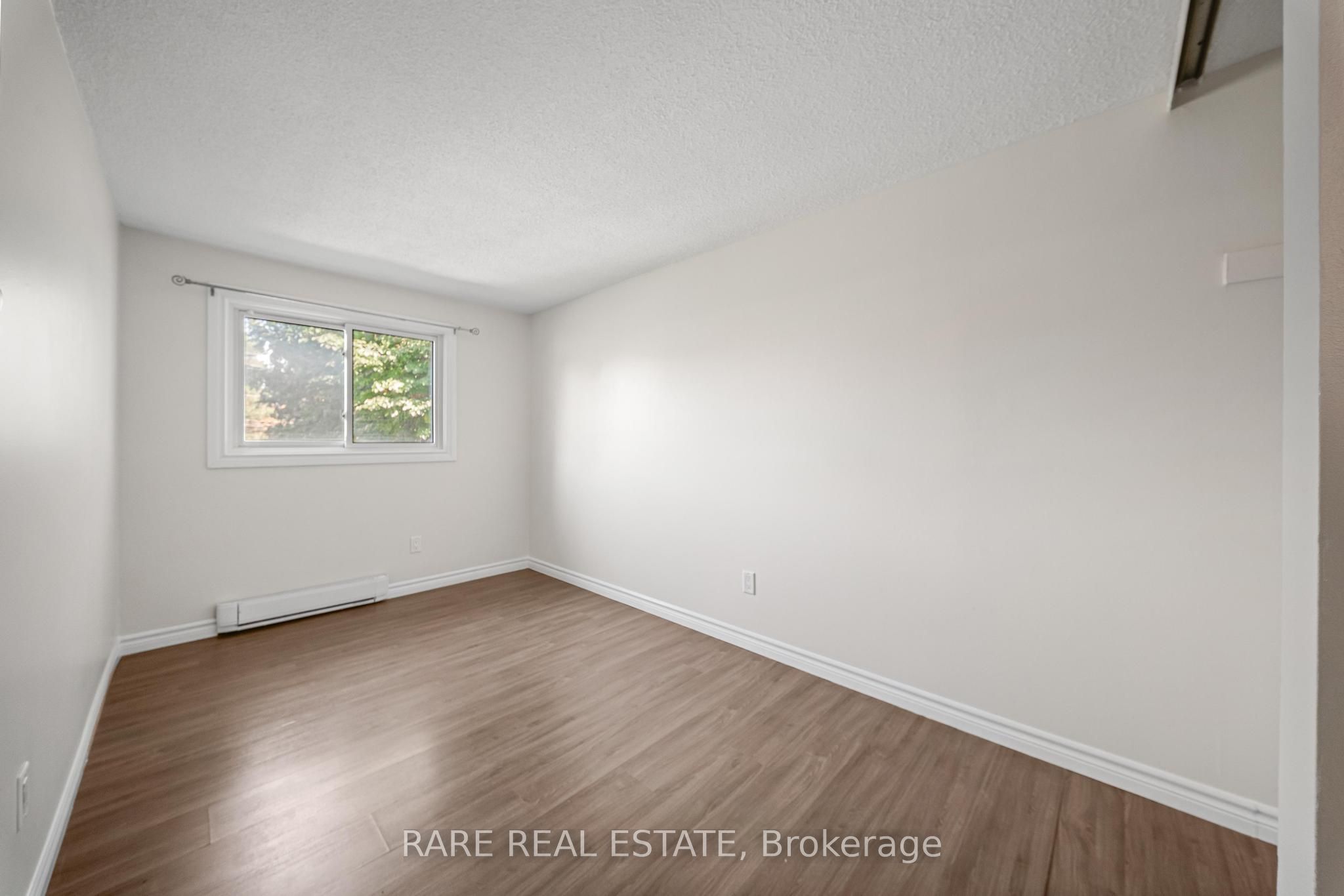 221 Ormond Drive 18 Property Photo 16