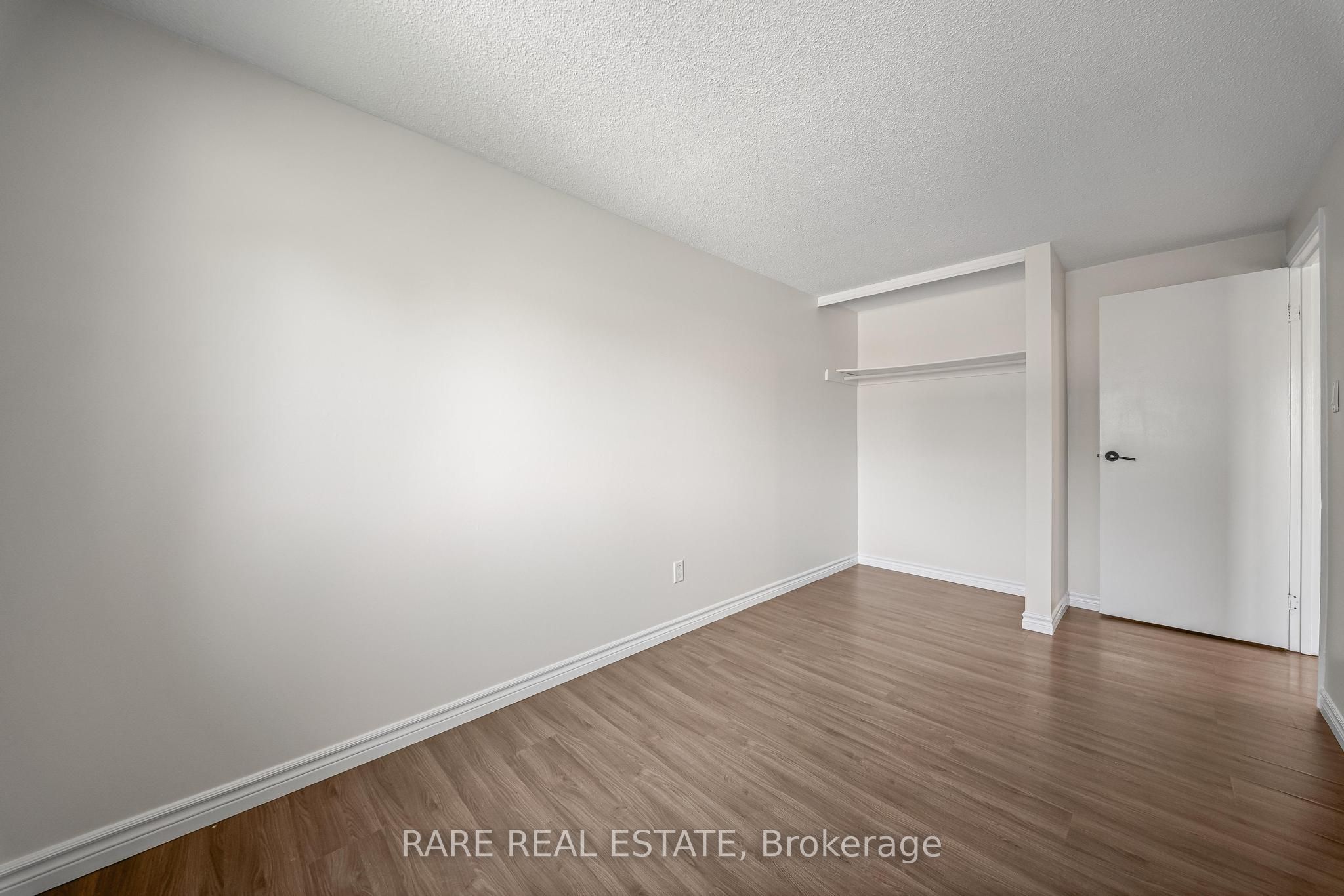 221 Ormond Drive 18 Property Photo 18