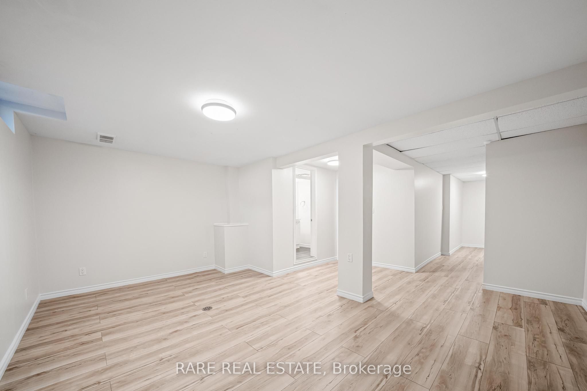 221 Ormond Drive 18 Property Photo 24