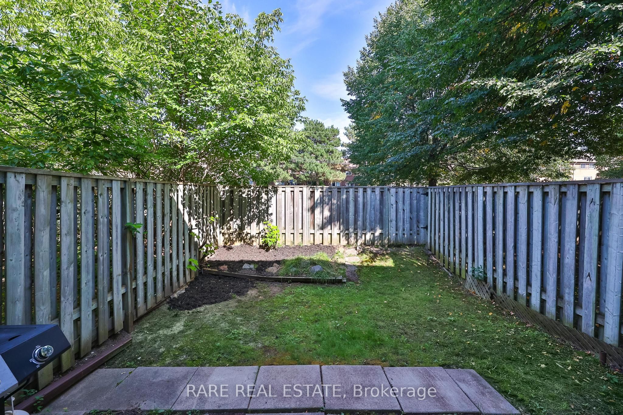 221 Ormond Drive 18 Property Photo 28