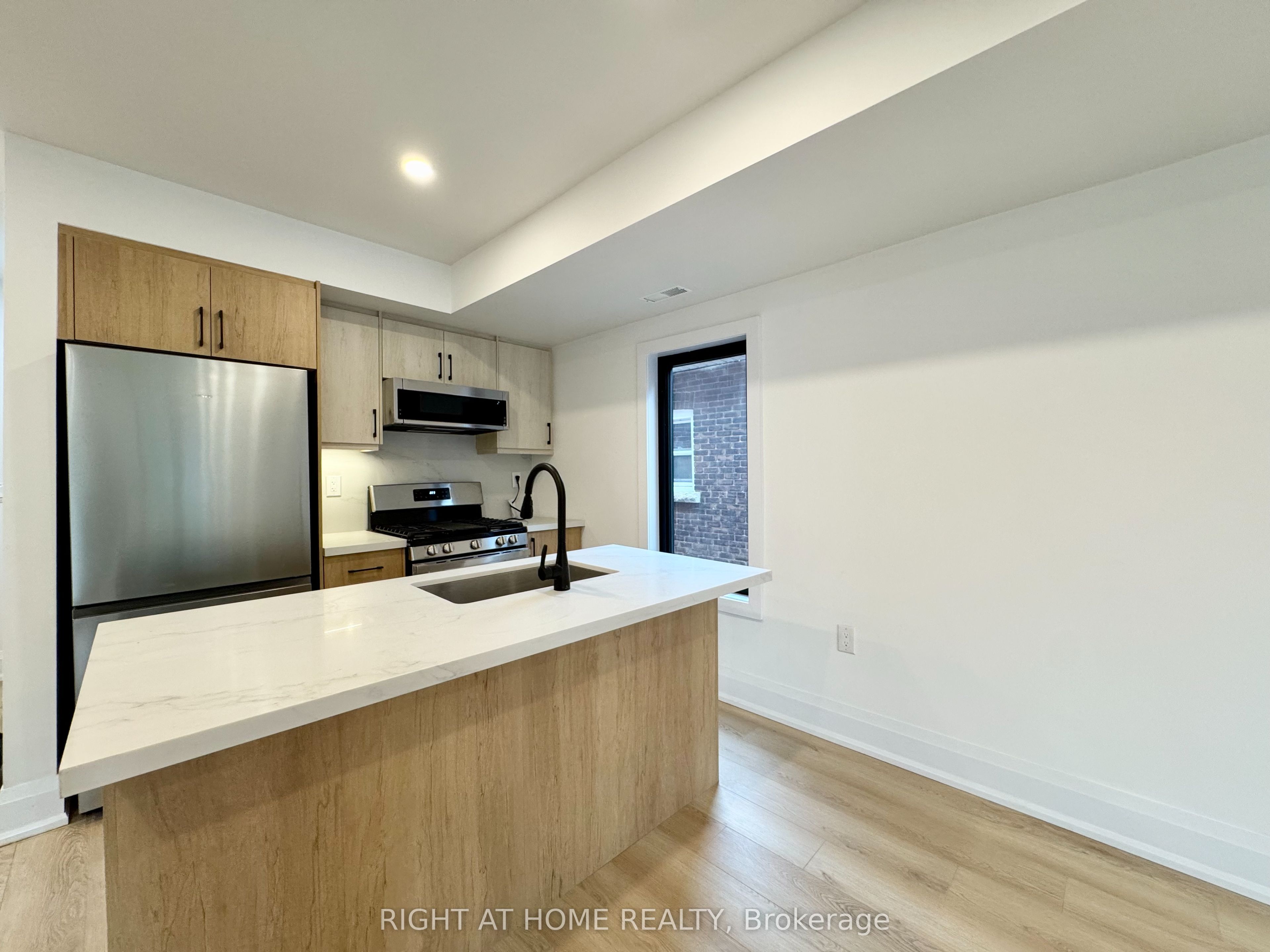 151 Gledhill Avenue #3 Property Photo 5