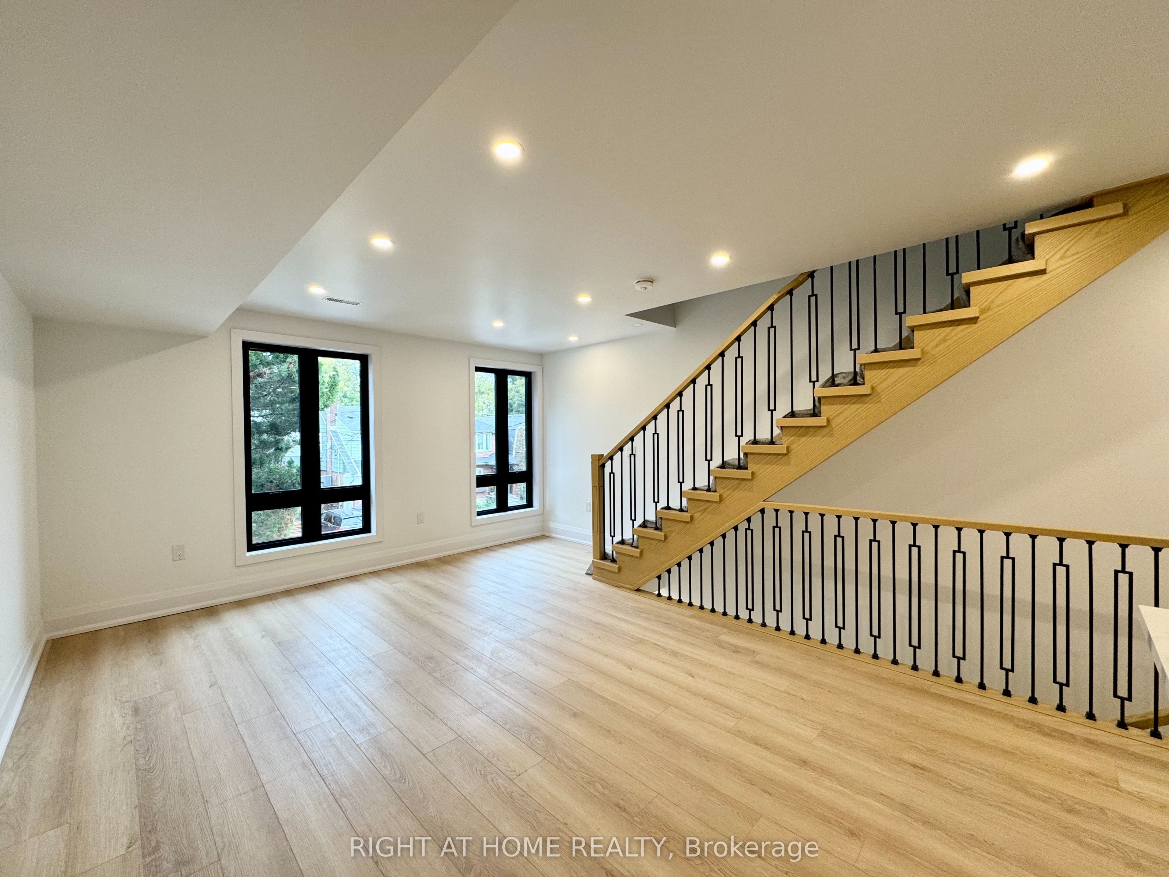 151 Gledhill Avenue #3 Property Photo 6