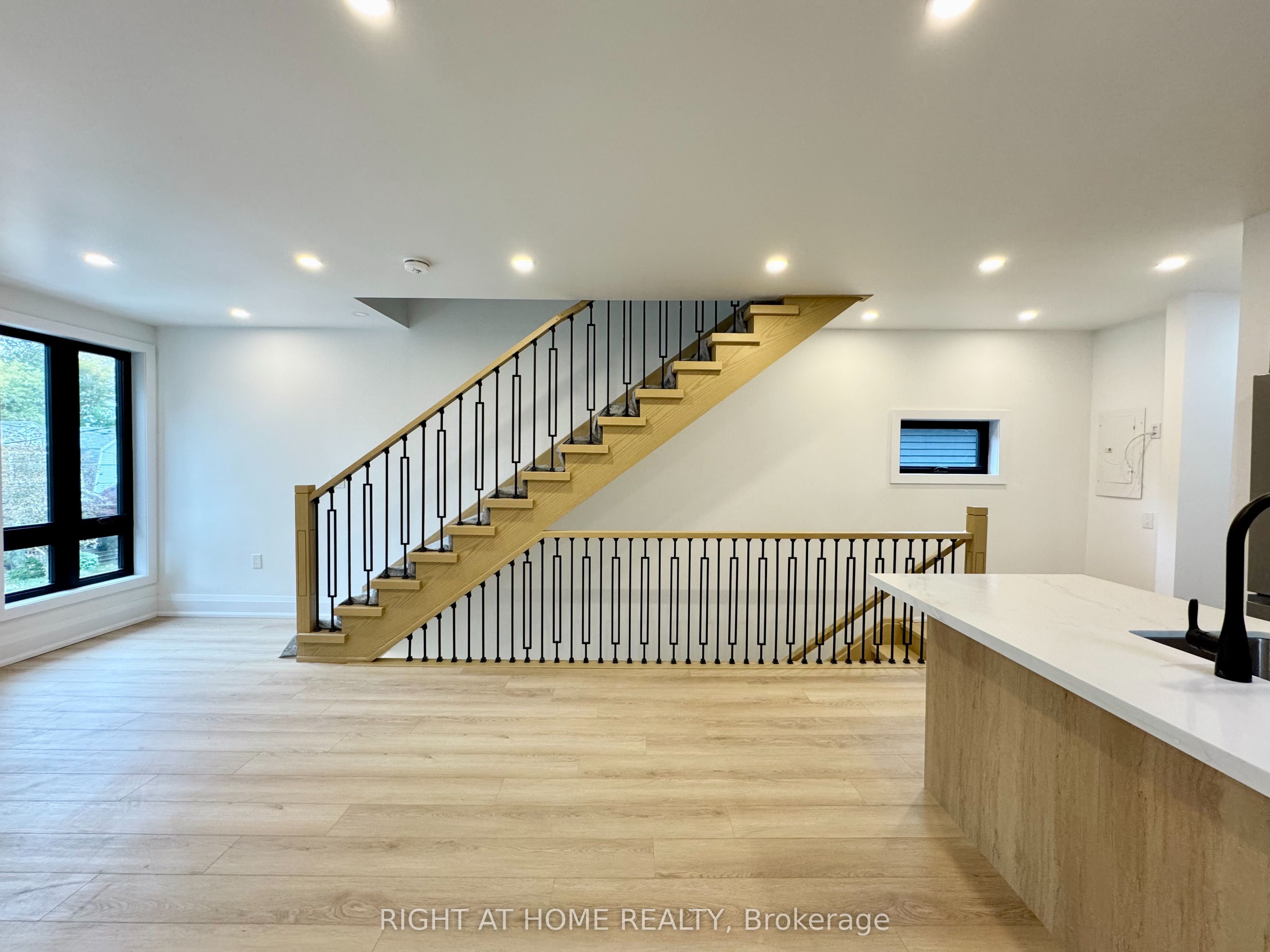 151 Gledhill Avenue #3 Property Photo 7