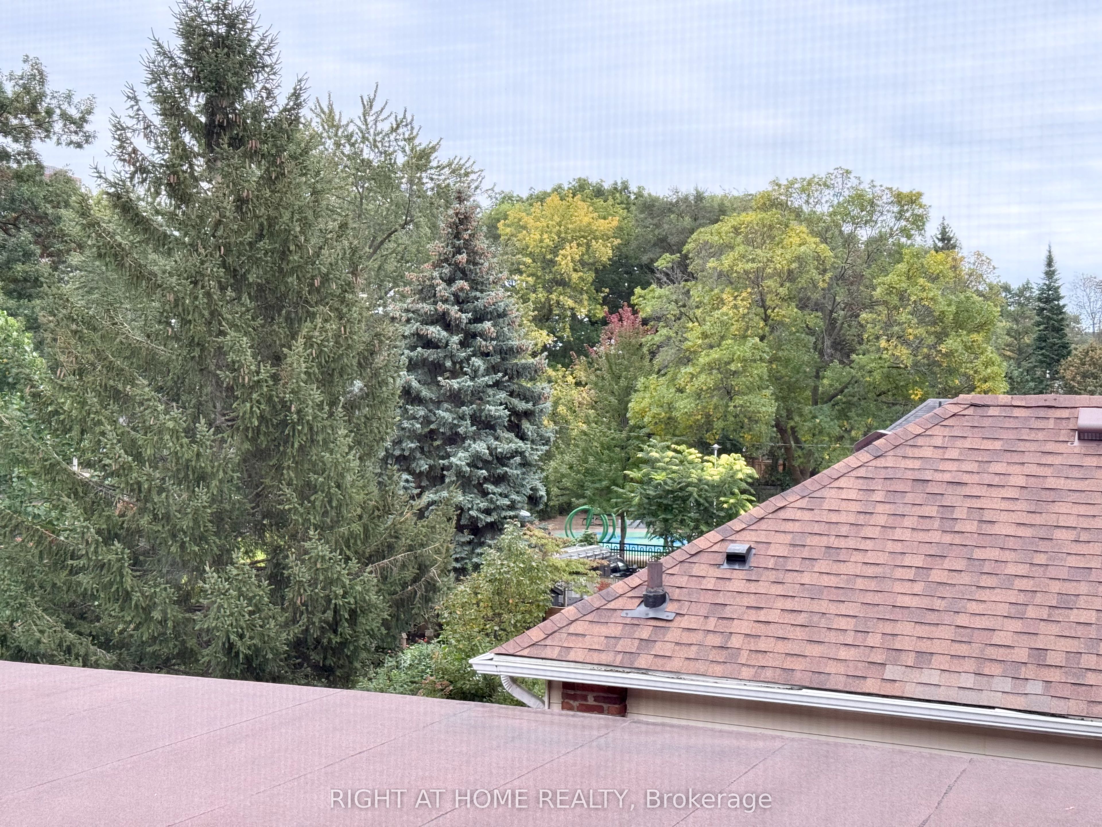 151 Gledhill Avenue #3 Property Photo 17