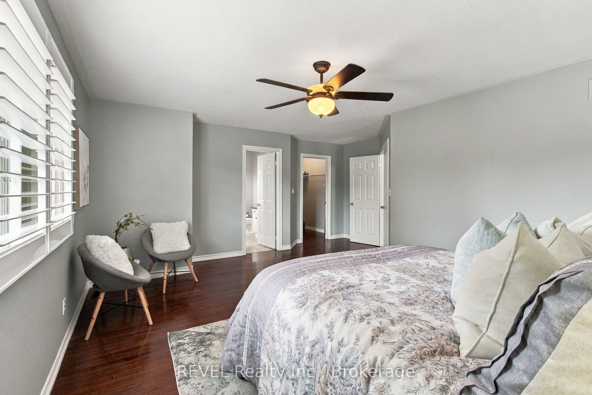 2097 Stornoway Street Property Photo 23