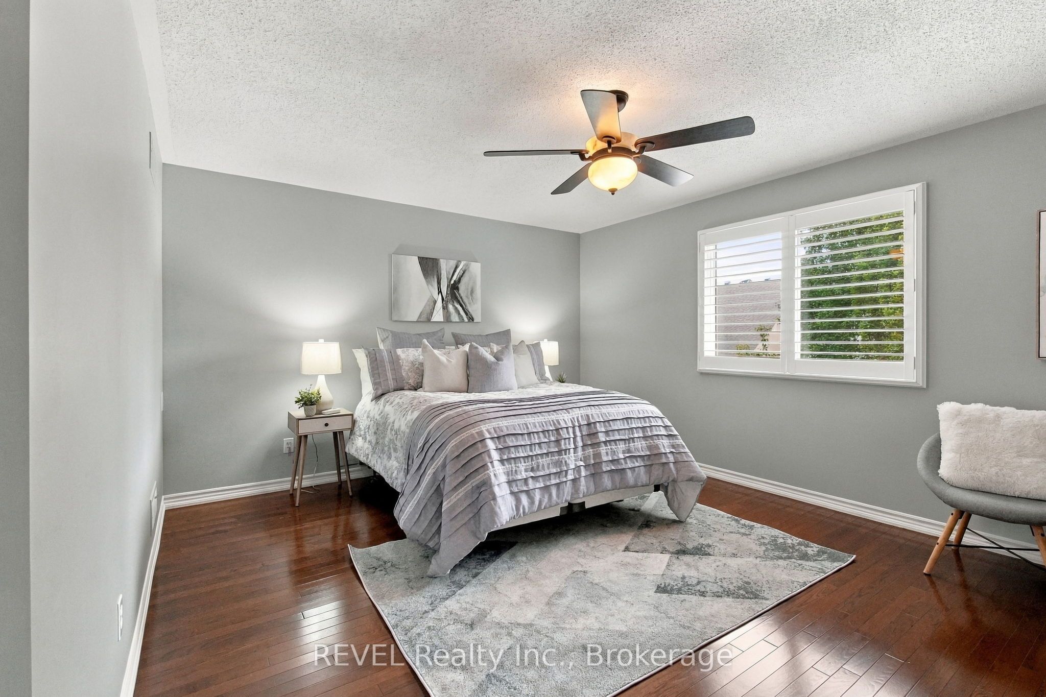 2097 Stornoway Street Property Photo 24