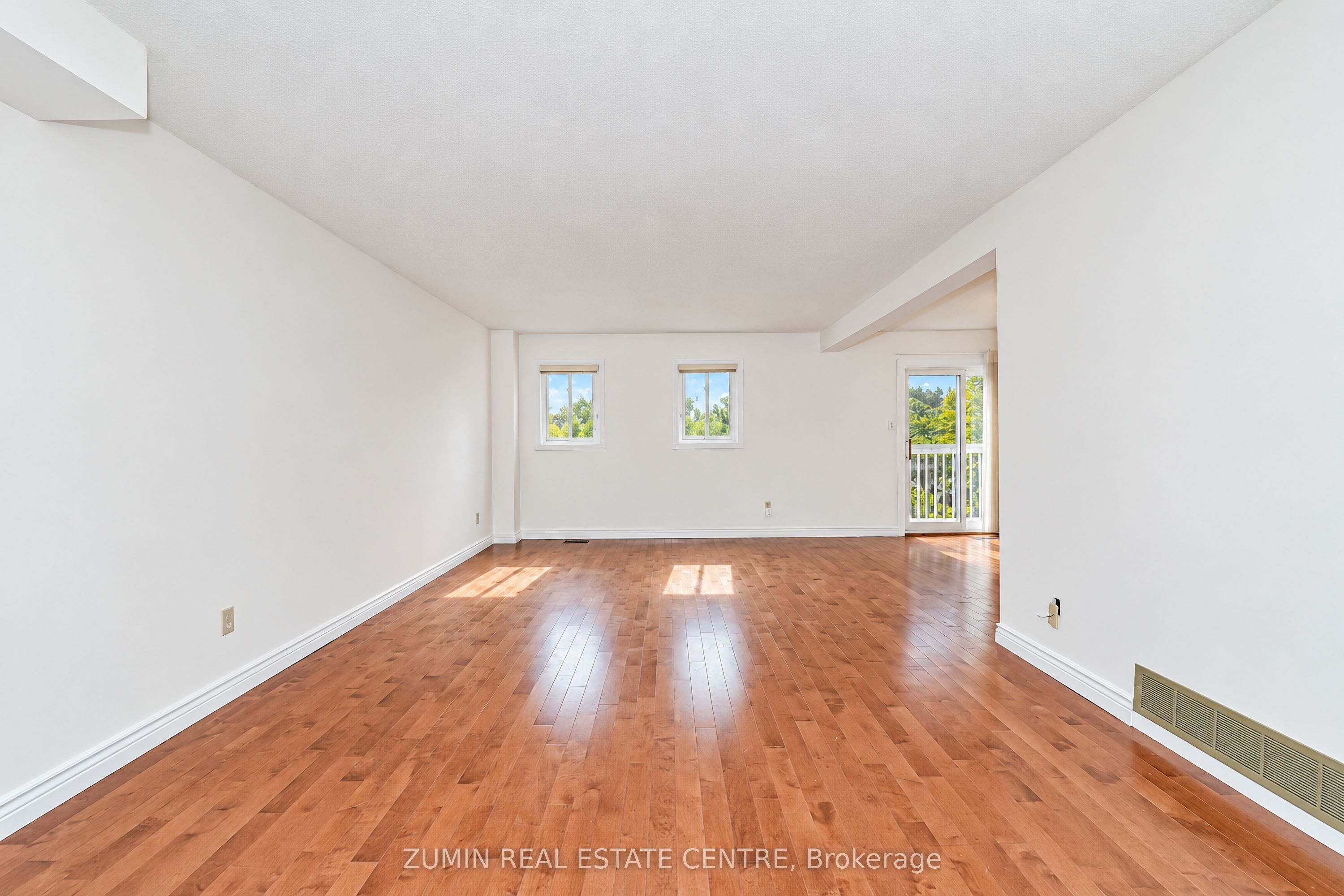 11 Whittington Court Property Photo 8