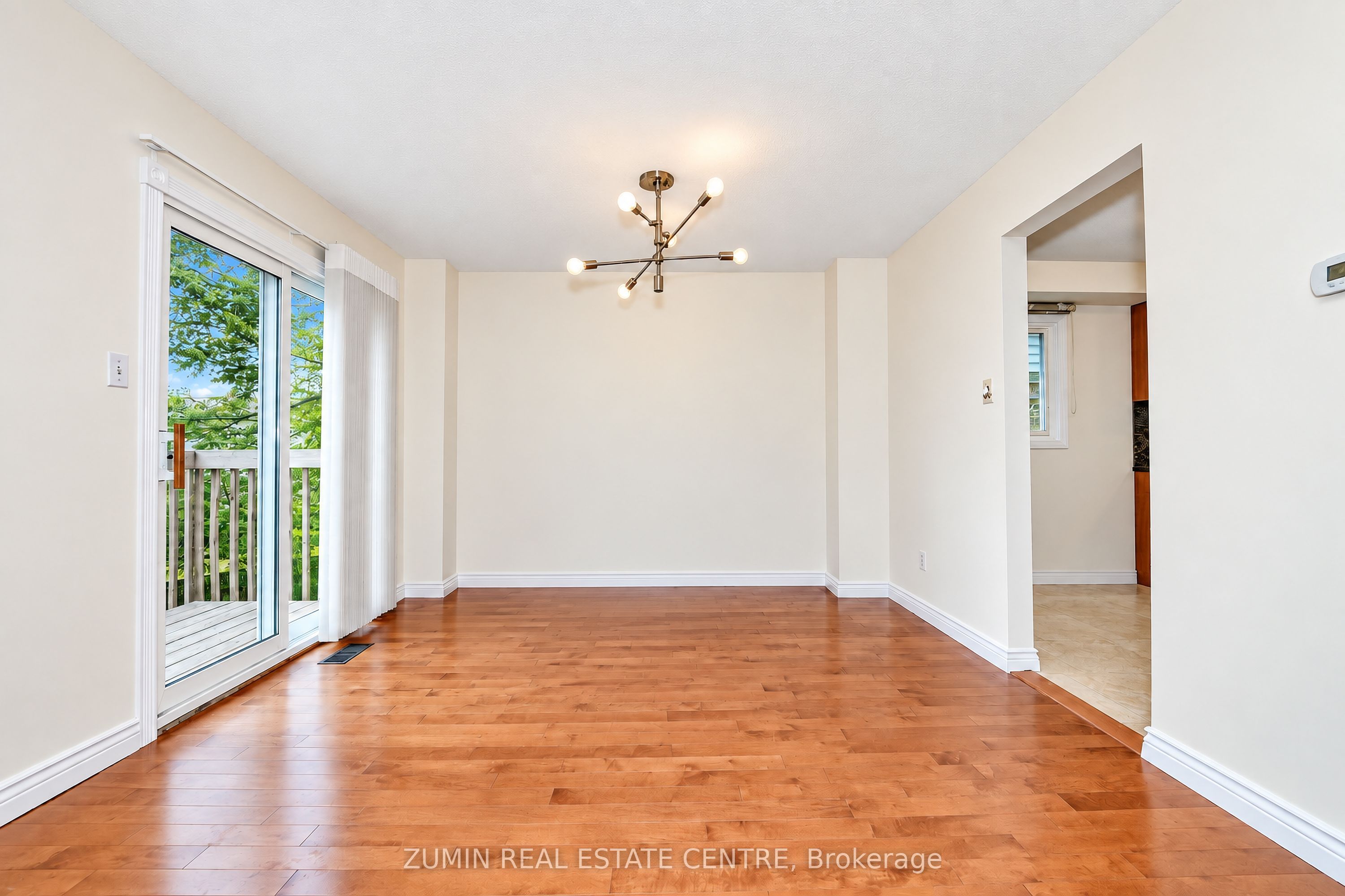 11 Whittington Court Property Photo 12