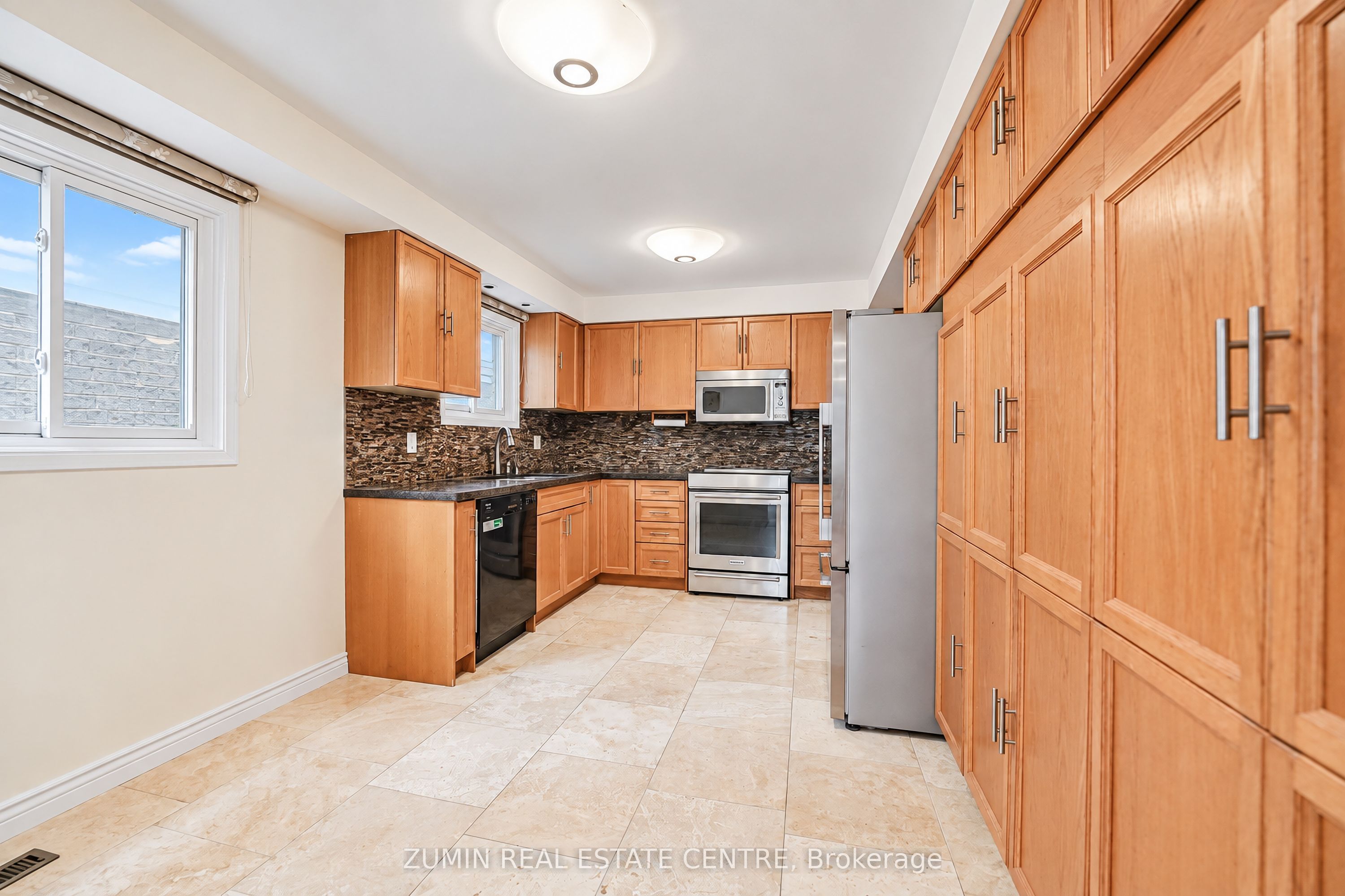 11 Whittington Court Property Photo 13