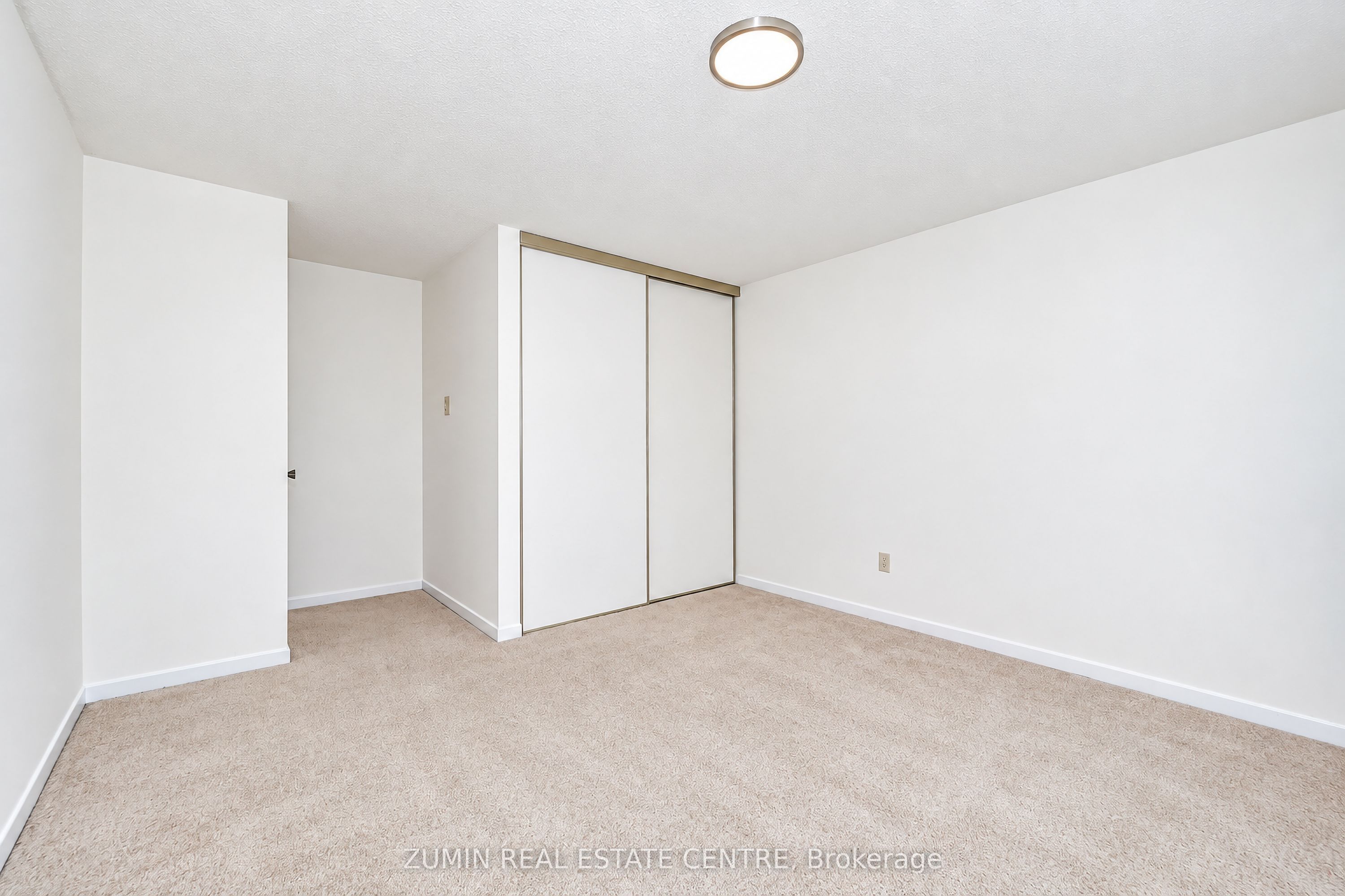 11 Whittington Court Property Photo 21