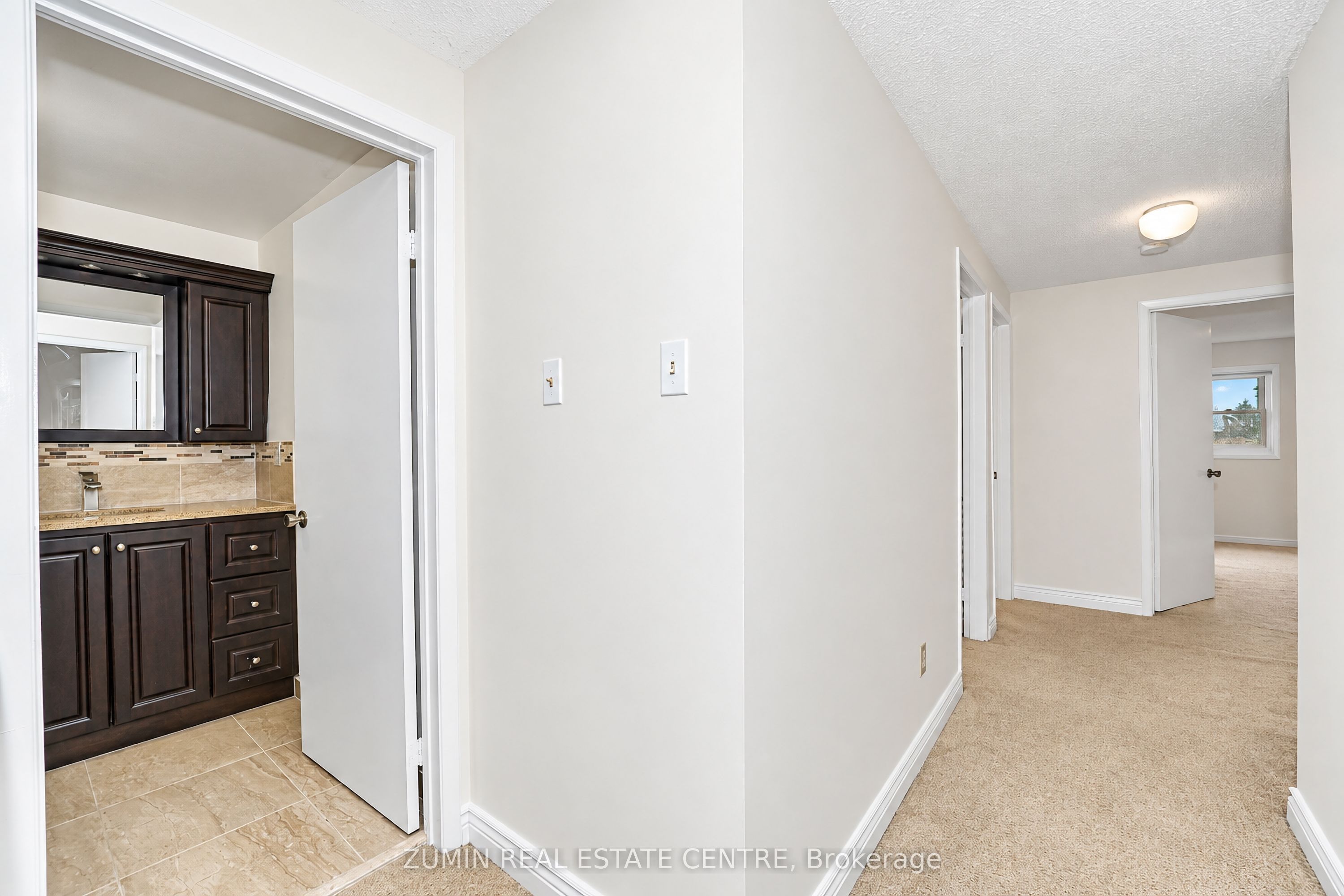 11 Whittington Court Property Photo 25