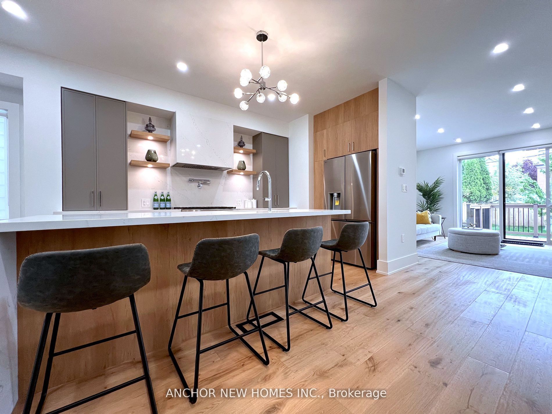 257 Chisholm Avenue Property Photo 11