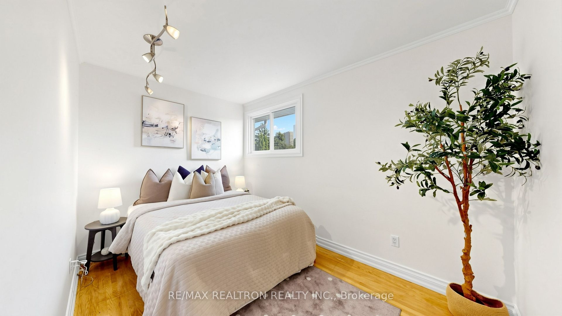 54 Dolly Varden Boulevard Property Photo 26
