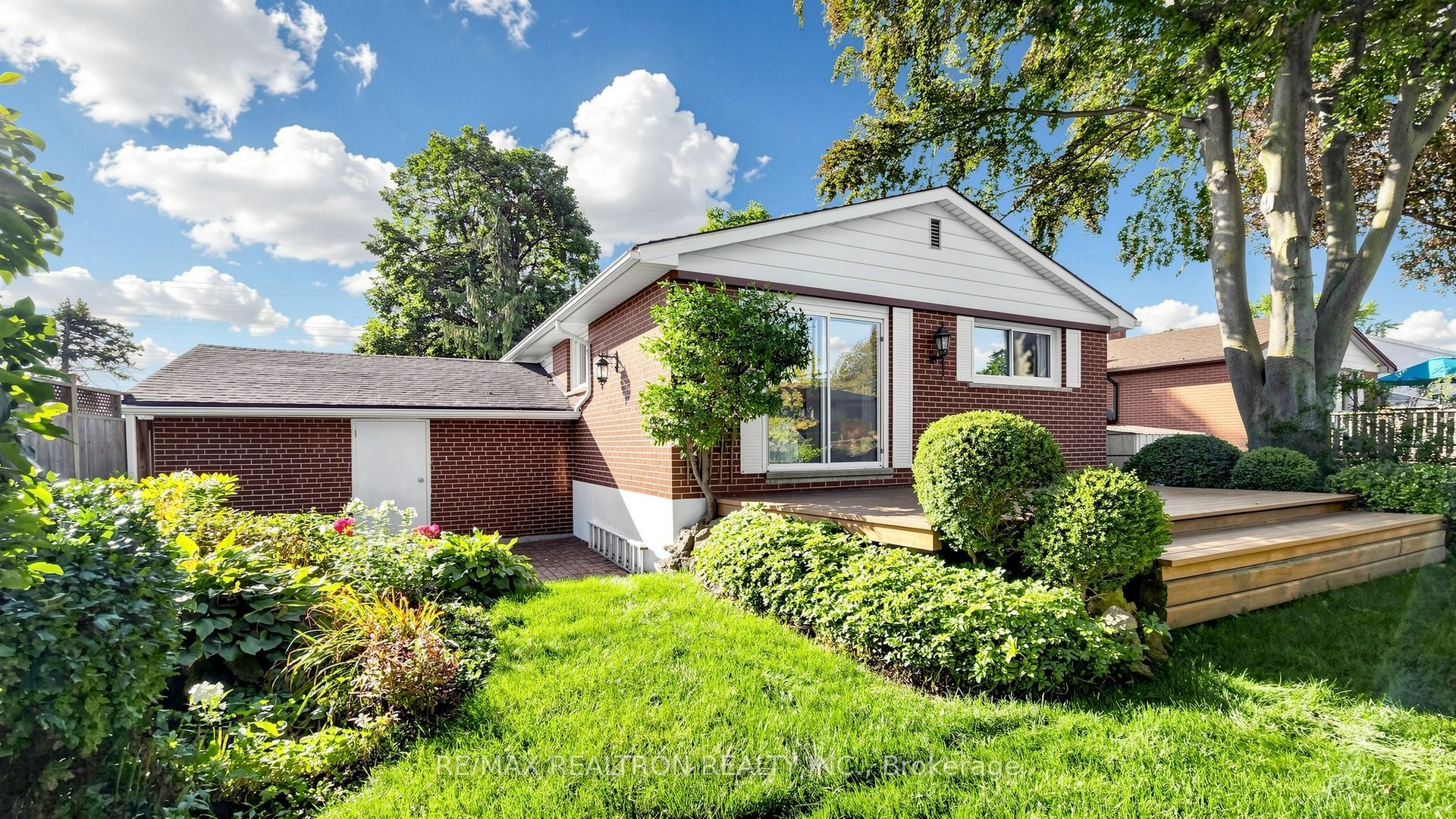 54 Dolly Varden Boulevard Property Photo 43