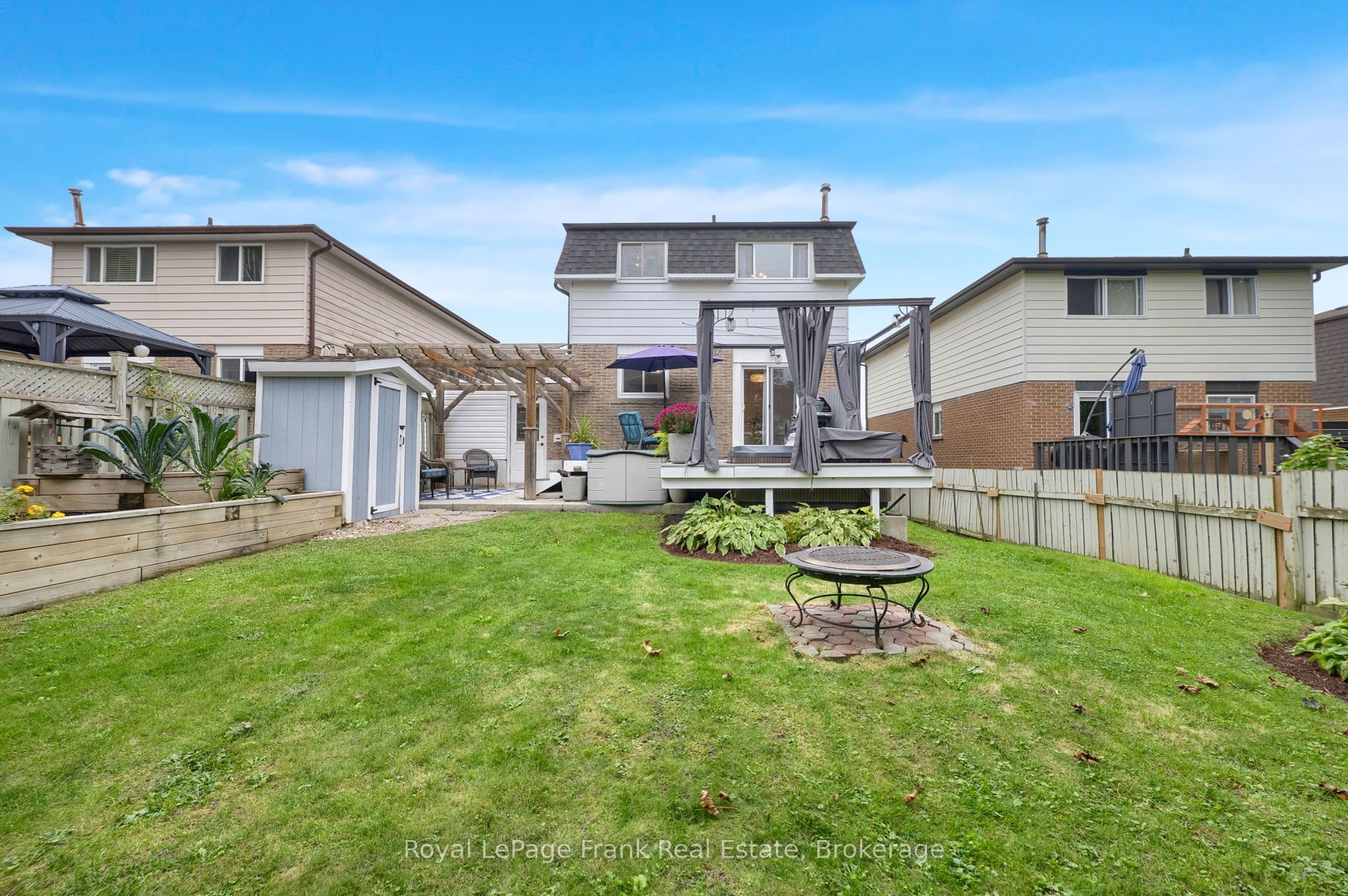 117 Lawrence Crescent Property Photo 43