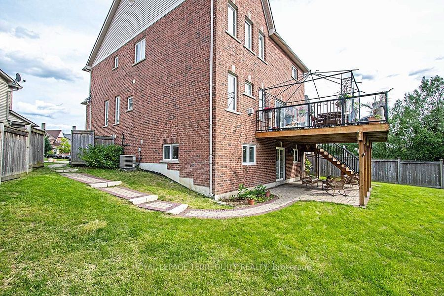 53 Rushbrooke Way Lower Property Photo 3
