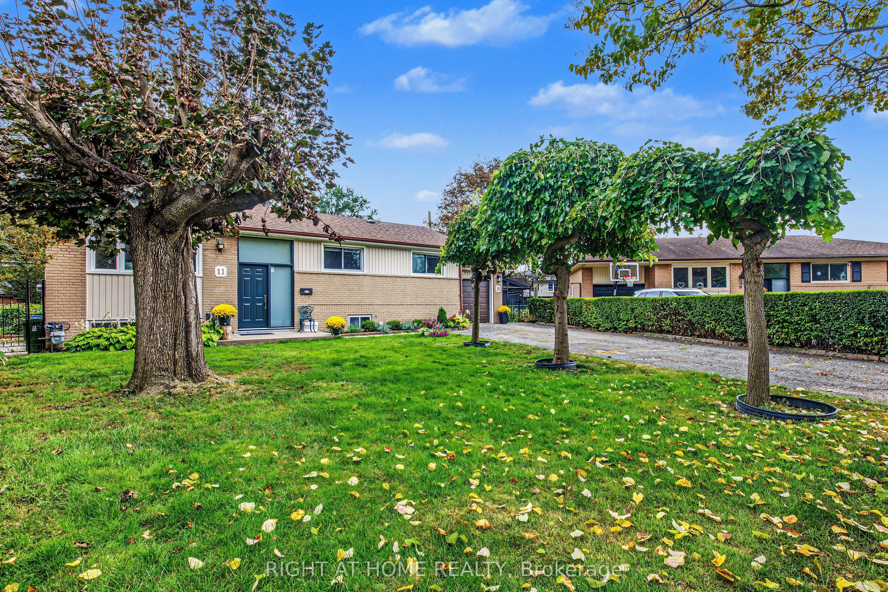 11 Fareham Crescent