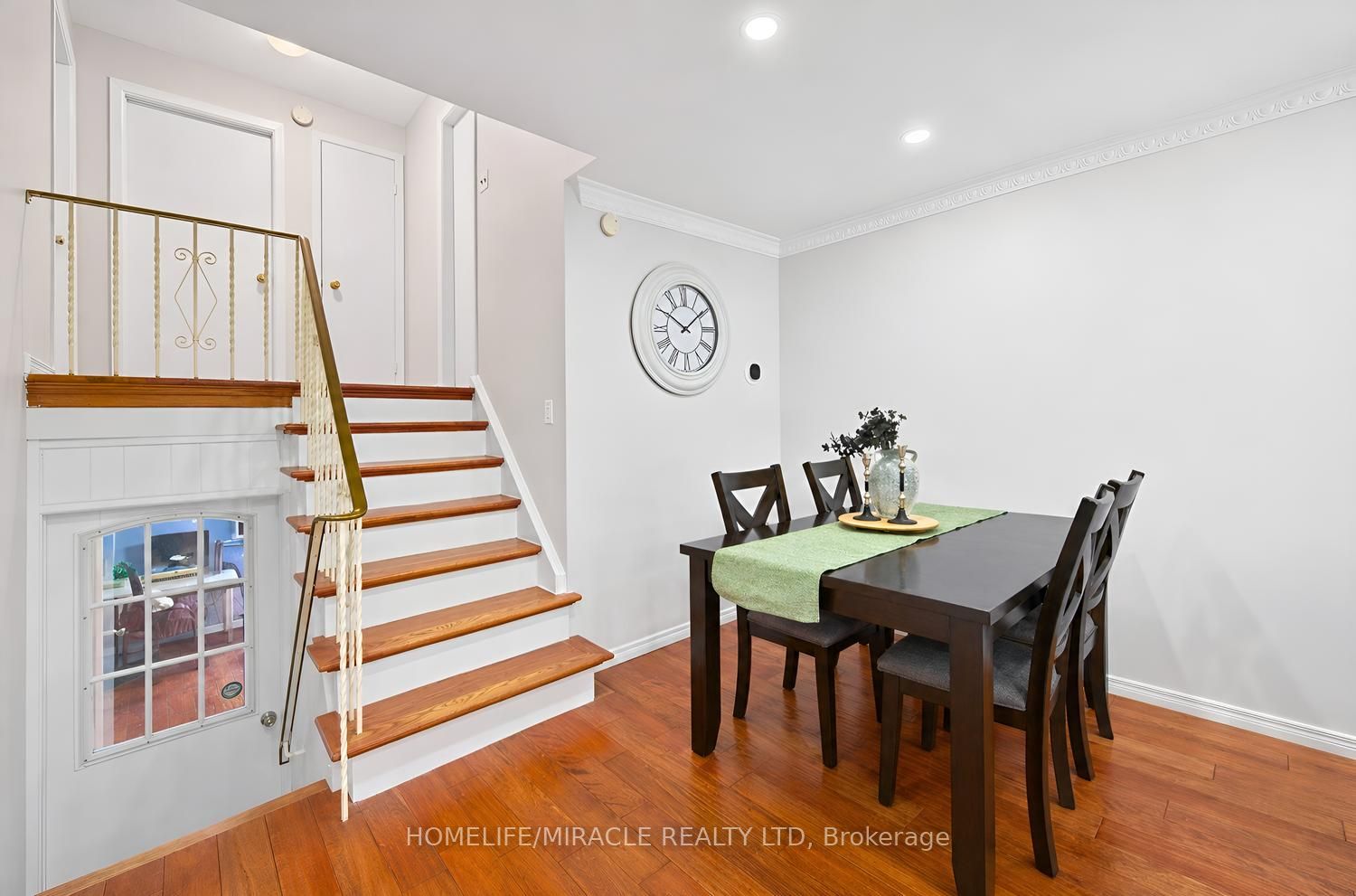 54 Sunderland Crescent Property Photo 15