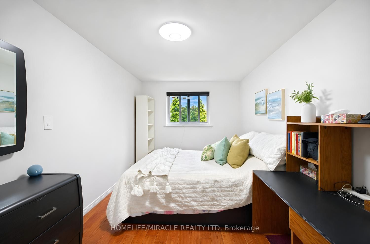 54 Sunderland Crescent Property Photo 23