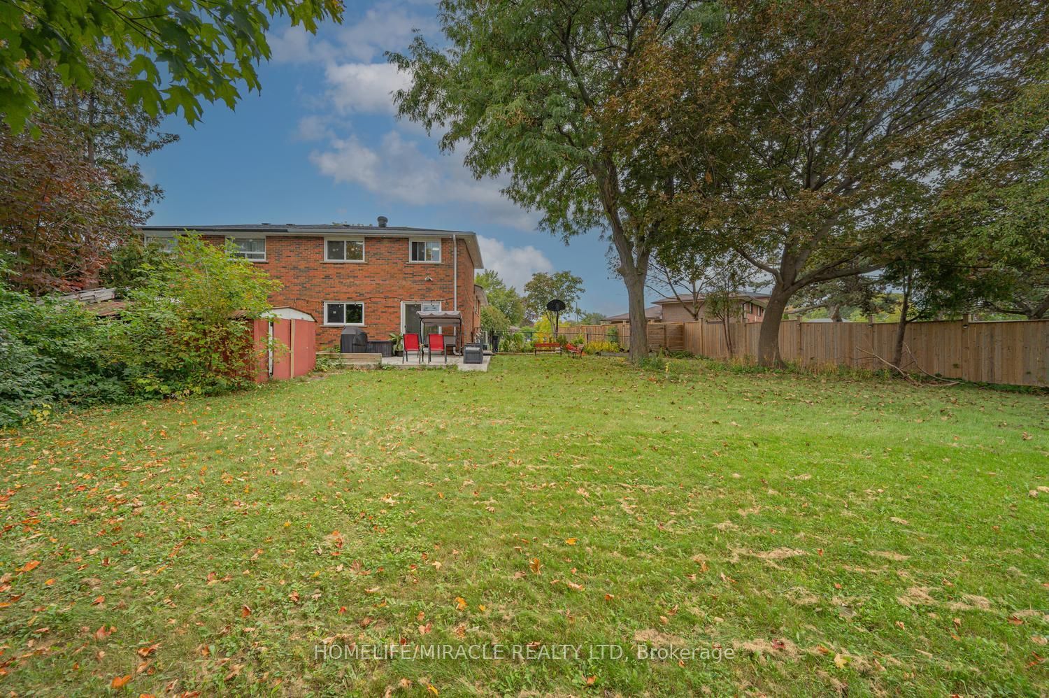 54 Sunderland Crescent Property Photo 50