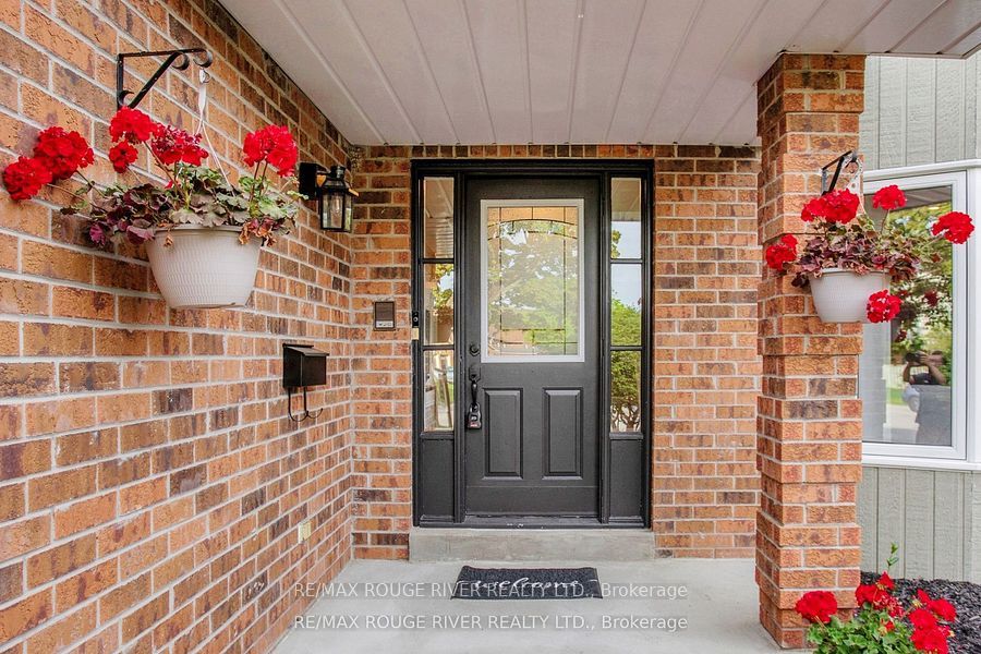 1110 Timber Court Property Photo 3